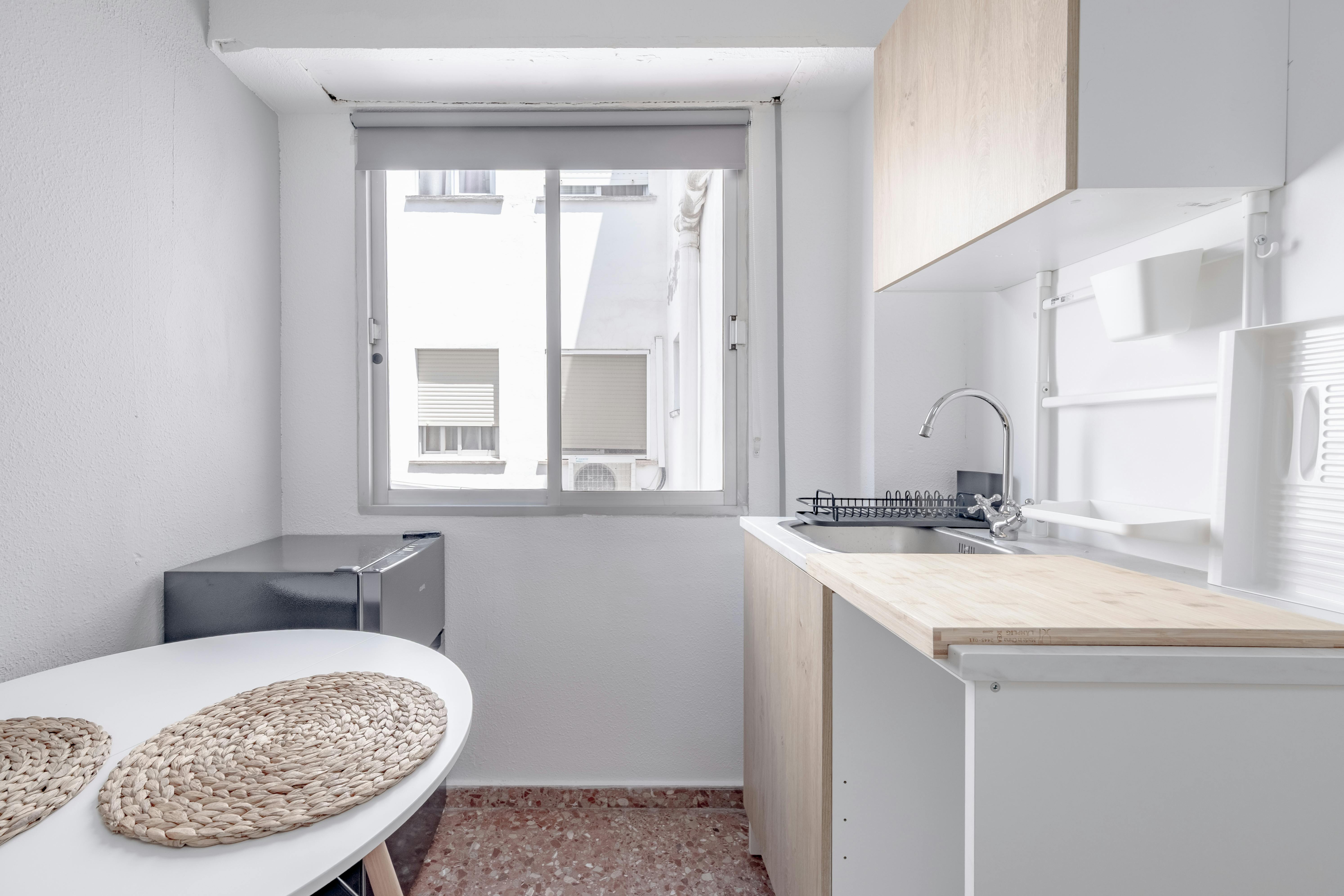 Single room Aldaia, 1 bed, 12m² — photo 10