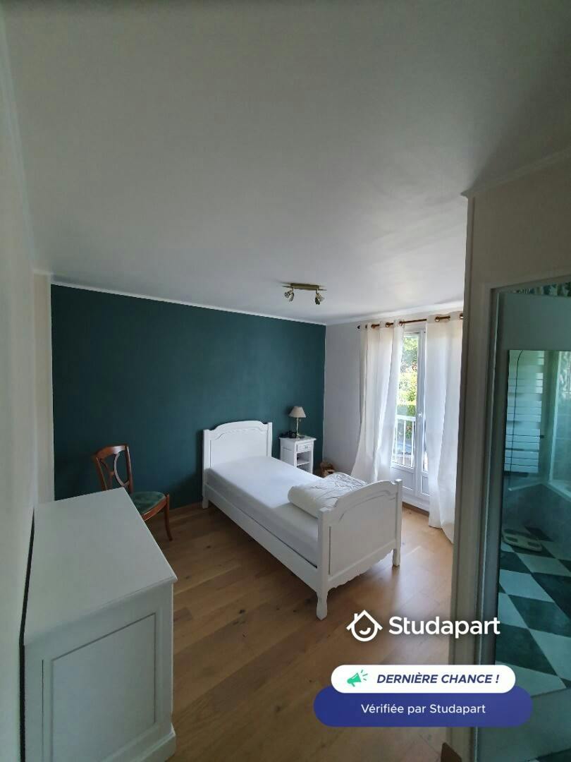 Pièce à Vauréal