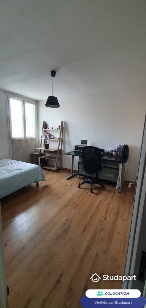Private room for rent for €550 per month in Fontenay-le-Fleury, Rue Nicolas Poussin