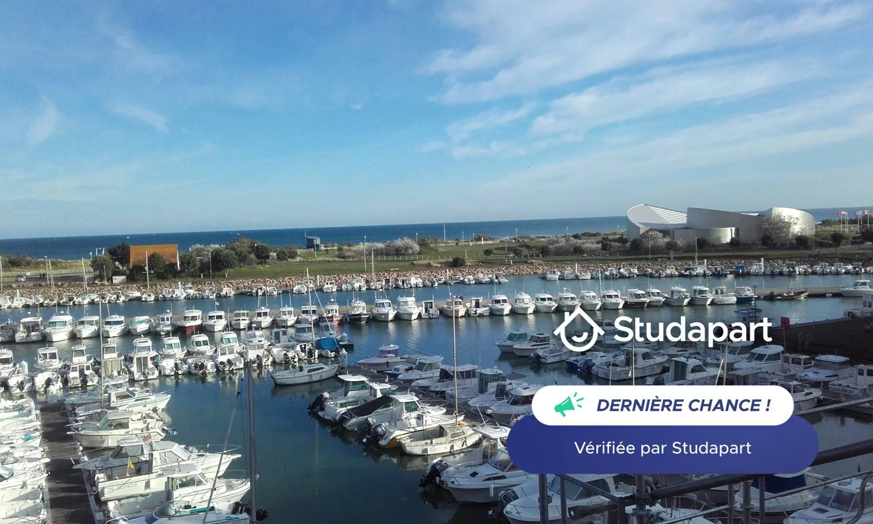 Apartment for rent for €710 per month in Courseulles-sur-Mer, Route de Ver
