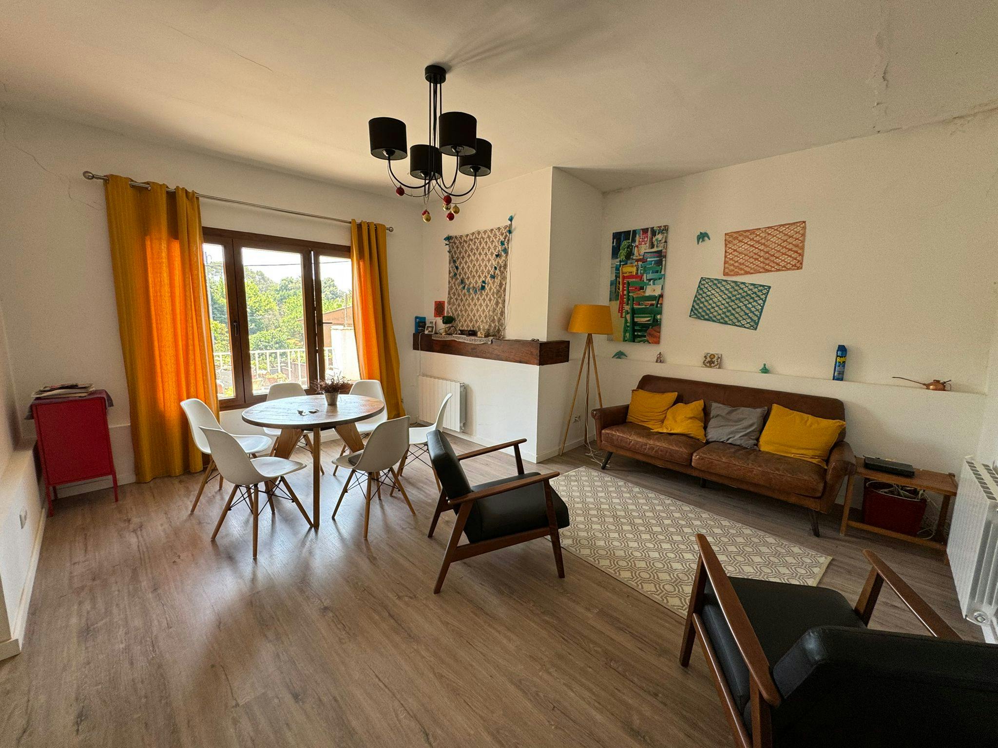 Single room Cerdanyola Del Vallès, 1 bed, 13m² — photo 1