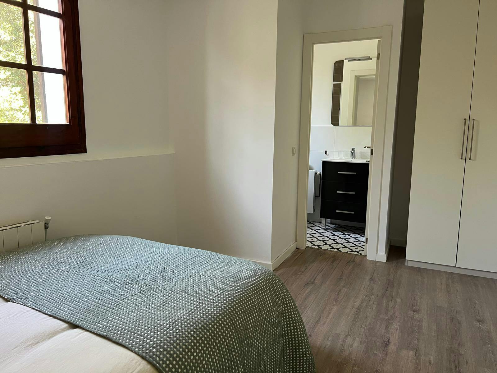 Single room Cerdanyola Del Vallès, 1 bed, 13m² — photo 17