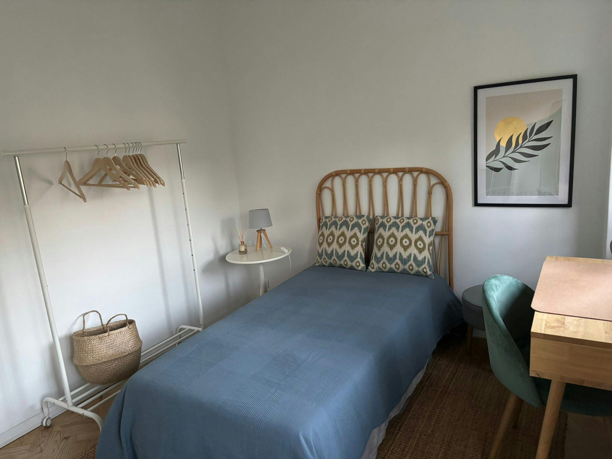Private room for rent for €500 per month in Lisbon, Rua Fernando Pessoa
