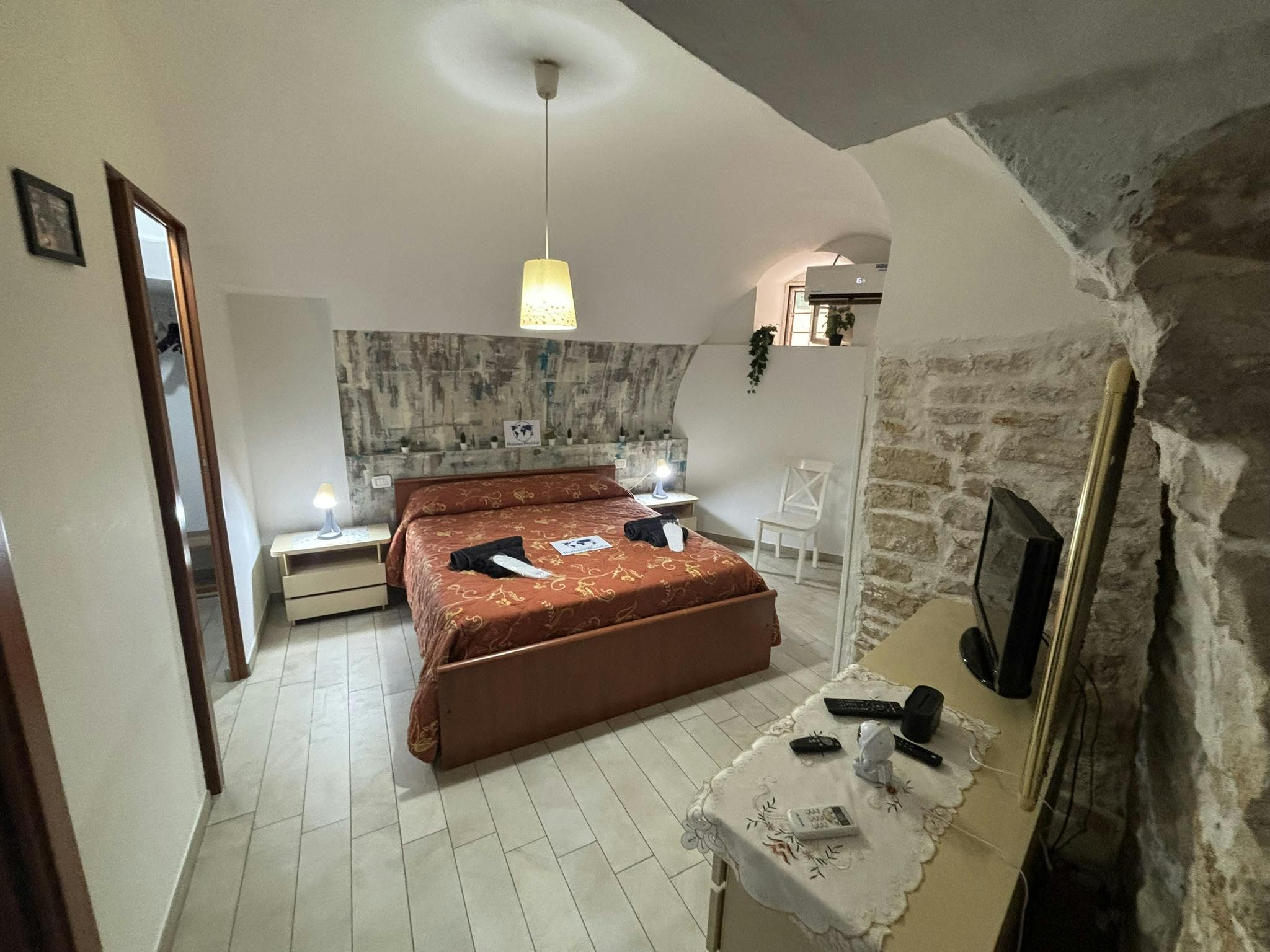 Квартира за оренду для 2 814 EUR на місяць у Bitonto, Strada Pendile