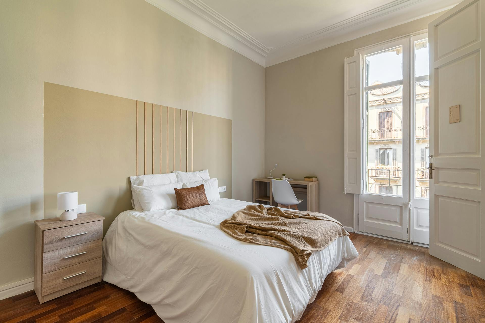 Carrer de Bailèn, Barcelona preview