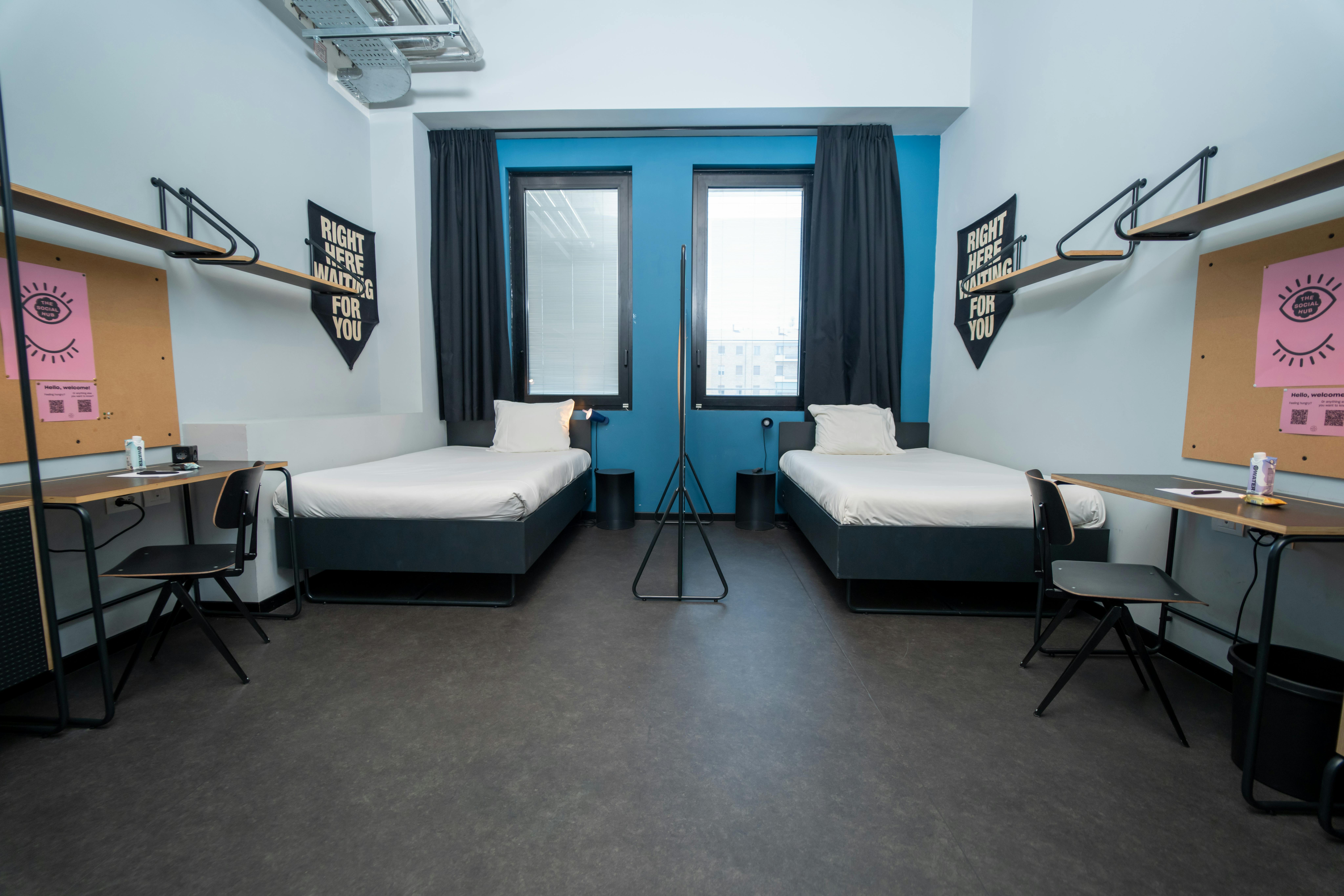 Shared room for rent for €1,032 per month in Bologna, Via Aristotele Fioravanti