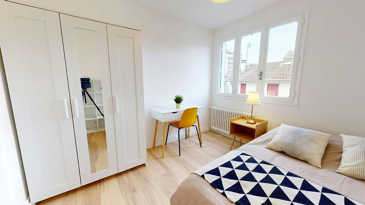 Private room for rent on Rue Garon Duret, Lyon - Vue 4