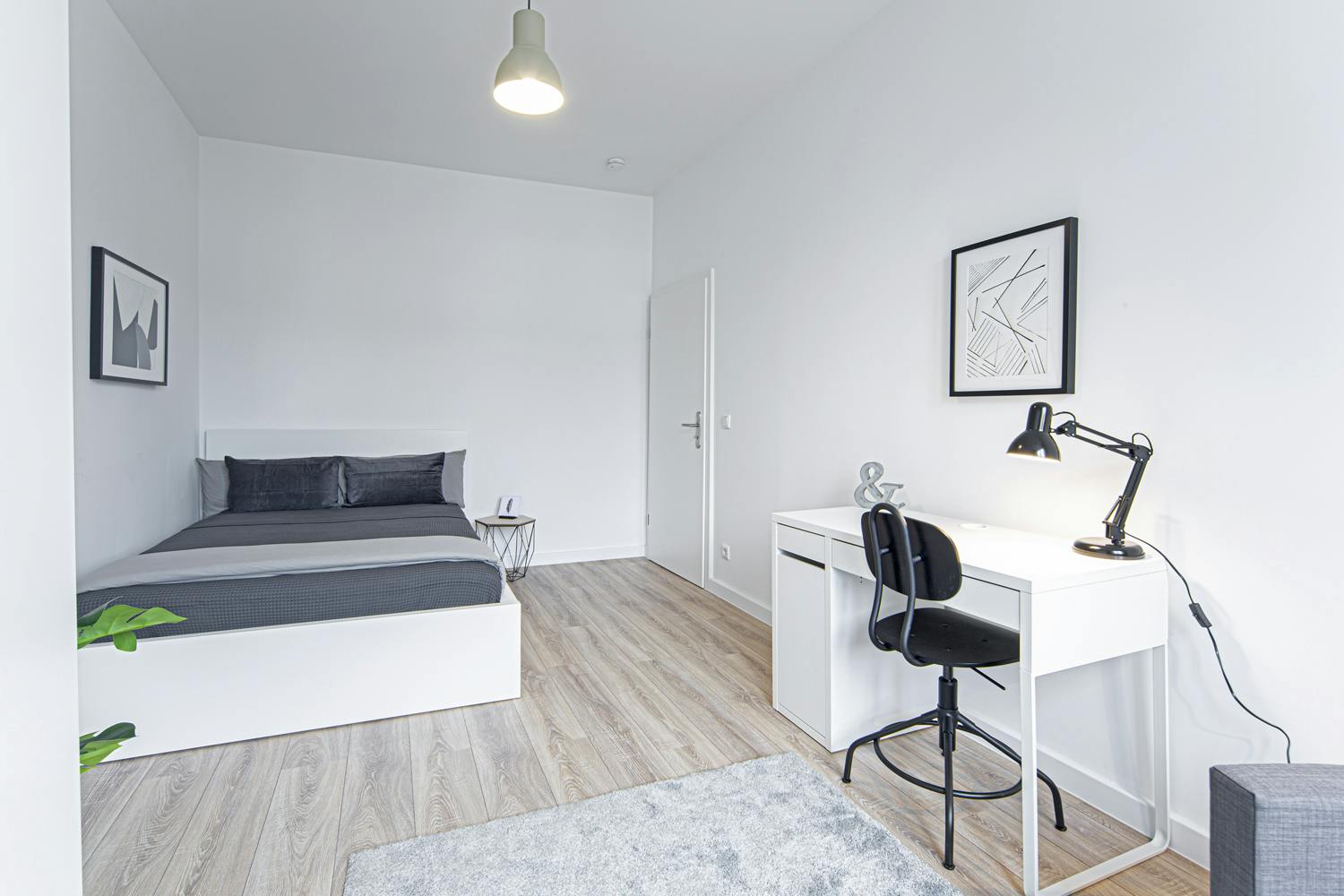 Private room for rent for €650 per month in Düsseldorf, Reisholzer Straße