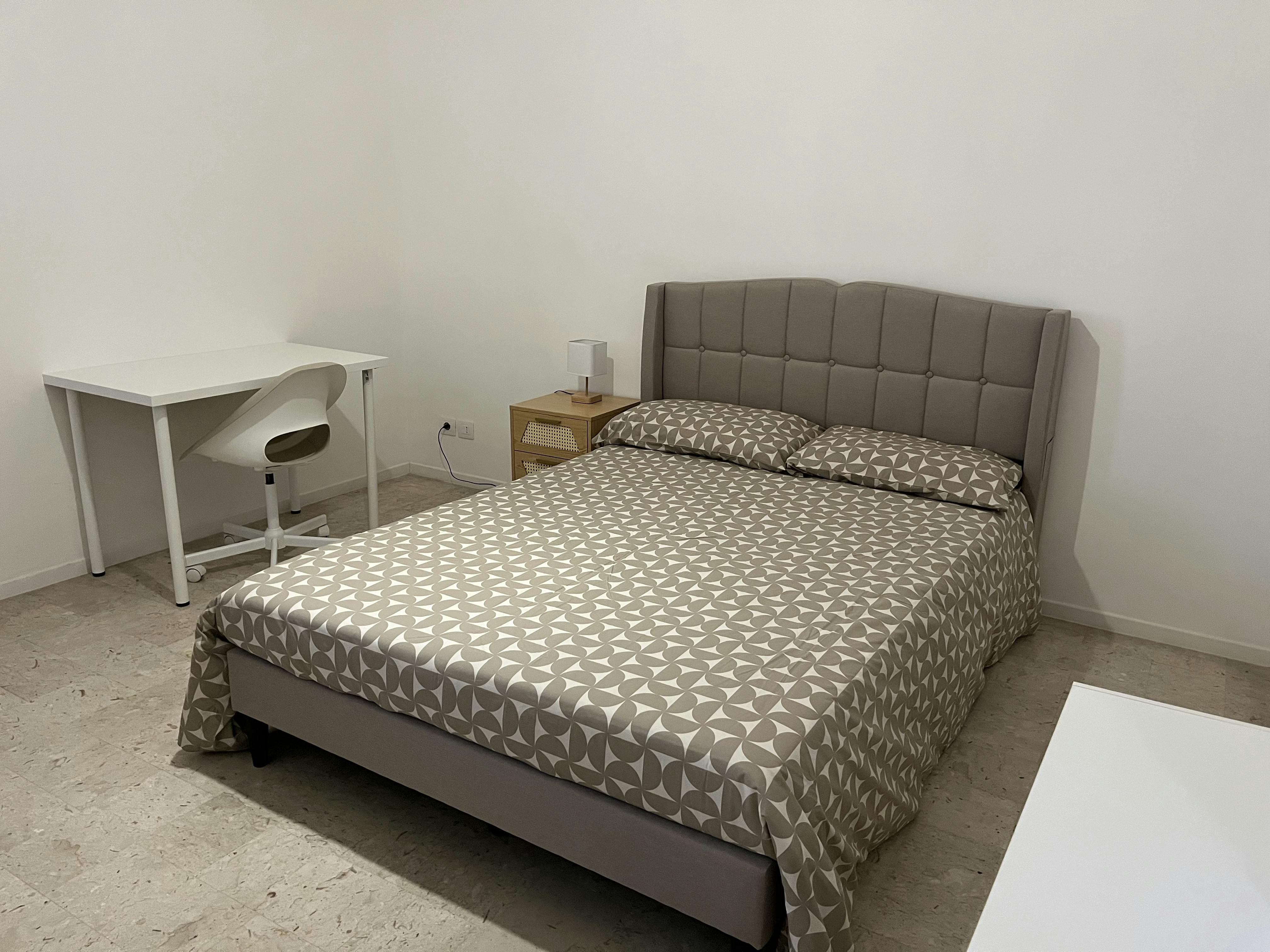 Private room for rent for €980 per month in Rome, Via Imperia