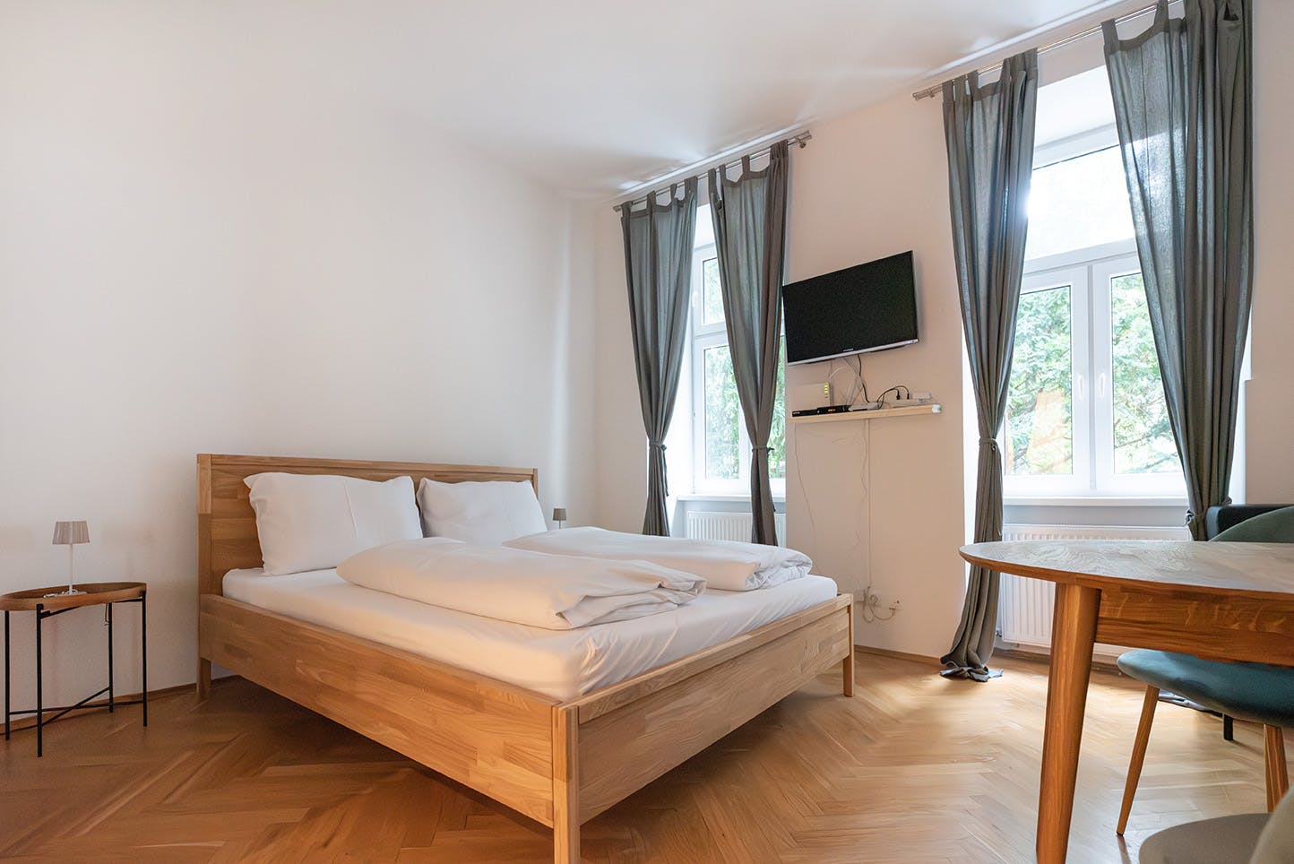 Stumpergasse, Vienna preview