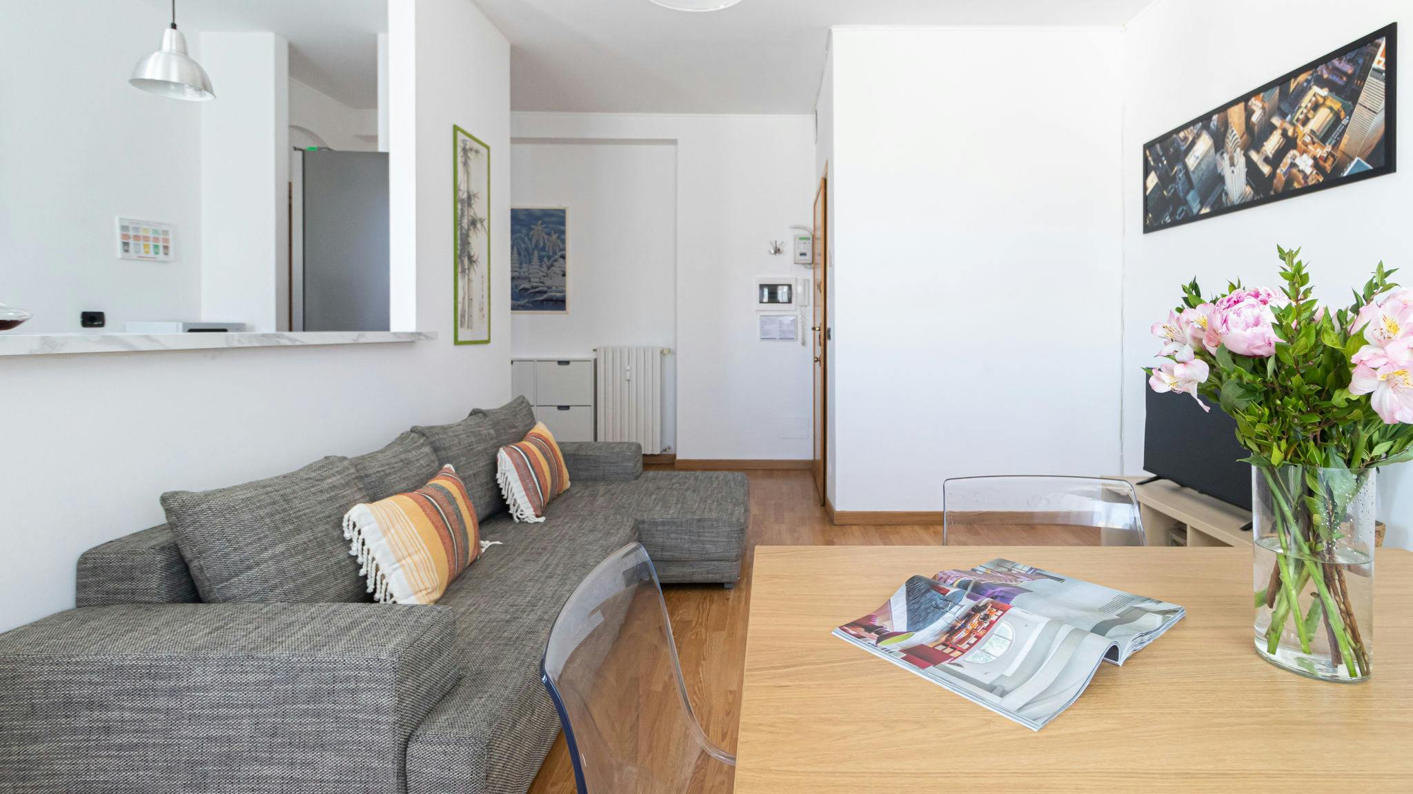 Apartment for rent for €1 per month in Milan, Via Andrea Maffei