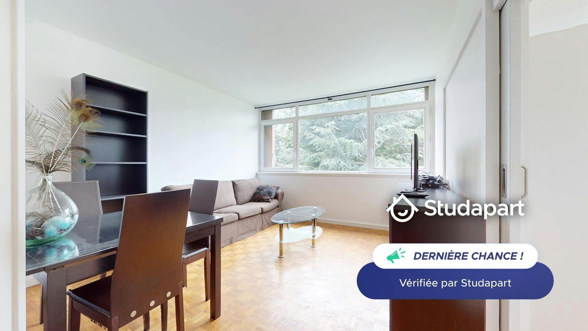 Apartment for rent for €1,650 per month in Massy, Résidence du Parc de Massy