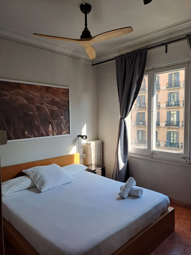 Private room in Carrer d'Aragó, Barcelona (1641738) room image 1