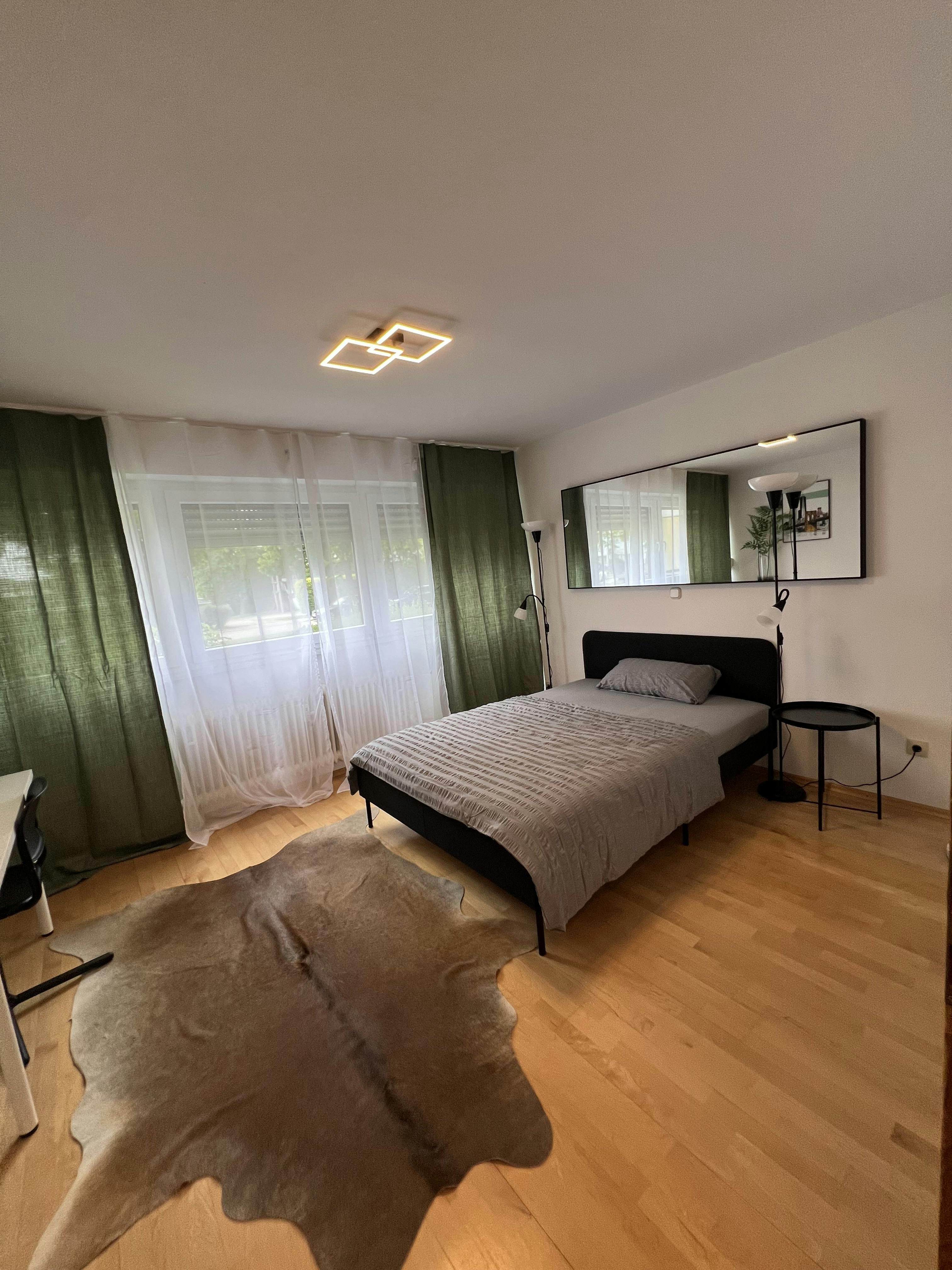 Apartment for rent for €4,500 per month in Garching bei München, Professor-Angermair-Ring