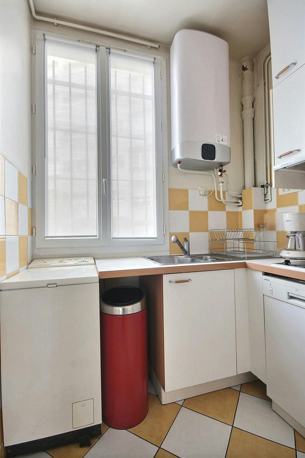 1-Bedroom Apartment in Rue Clodion, Paris (1641883) room image 10