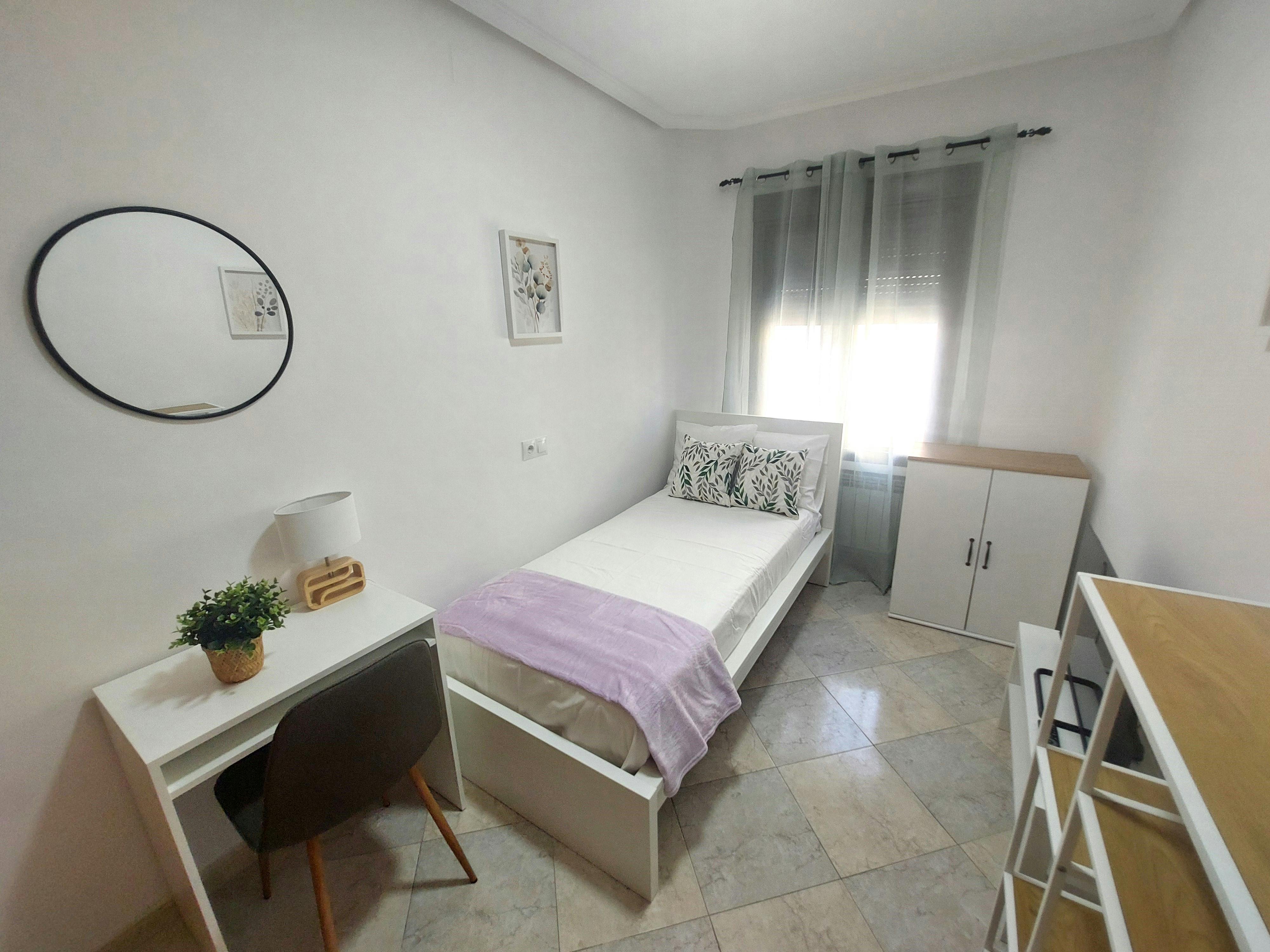 Calle Sanz Raso, Madrid preview