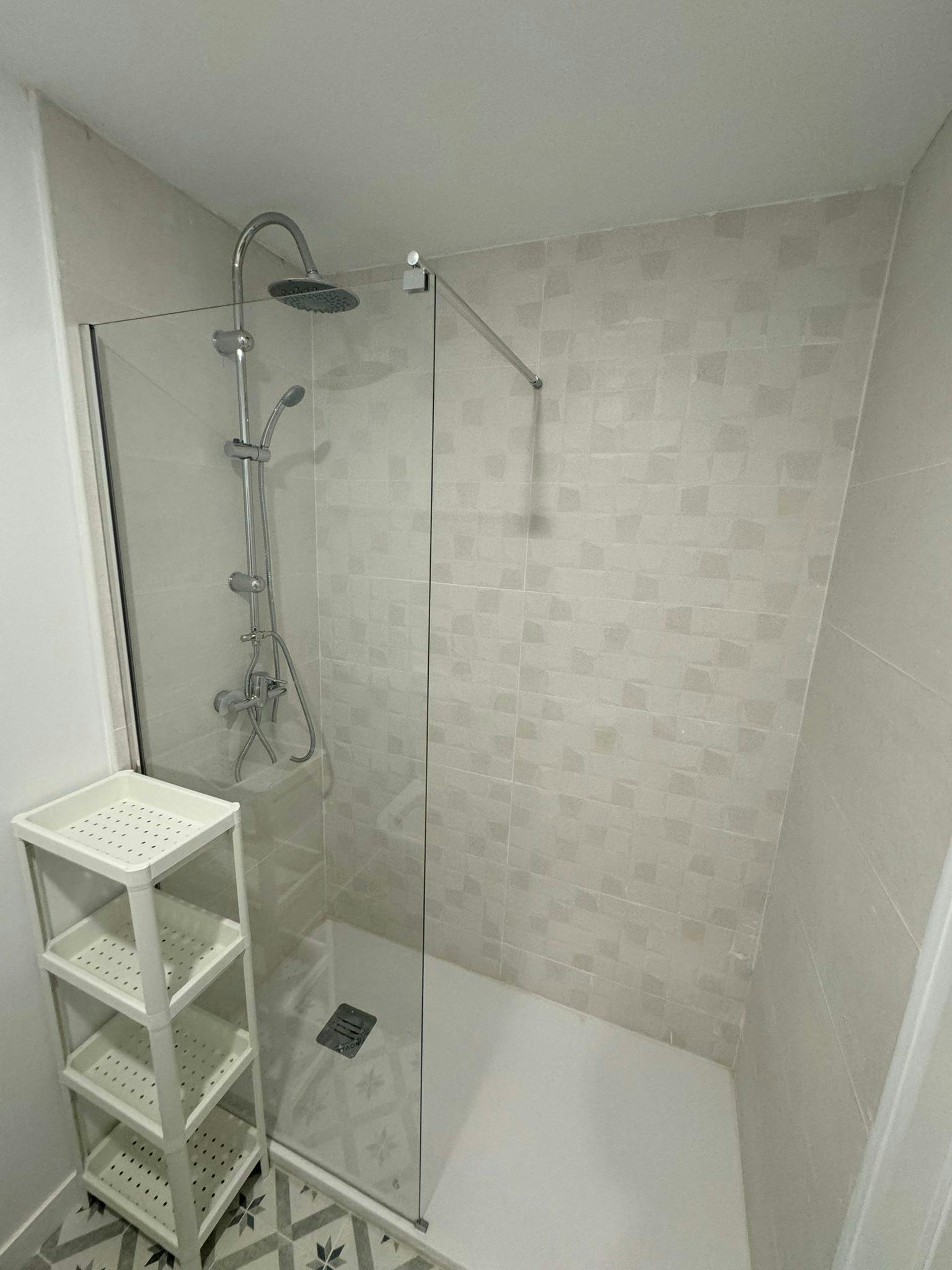 Single room Aldaia, 1 bed, 10m² — photo 1
