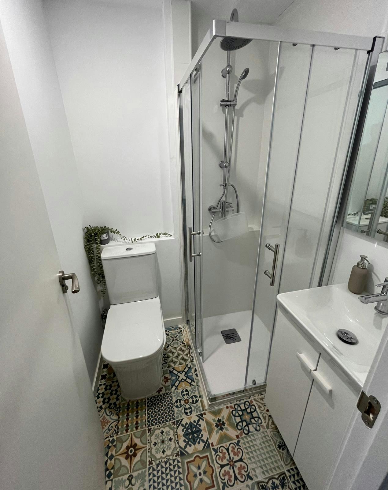 Single room Aldaia, 1 bed, 10m² — photo 4