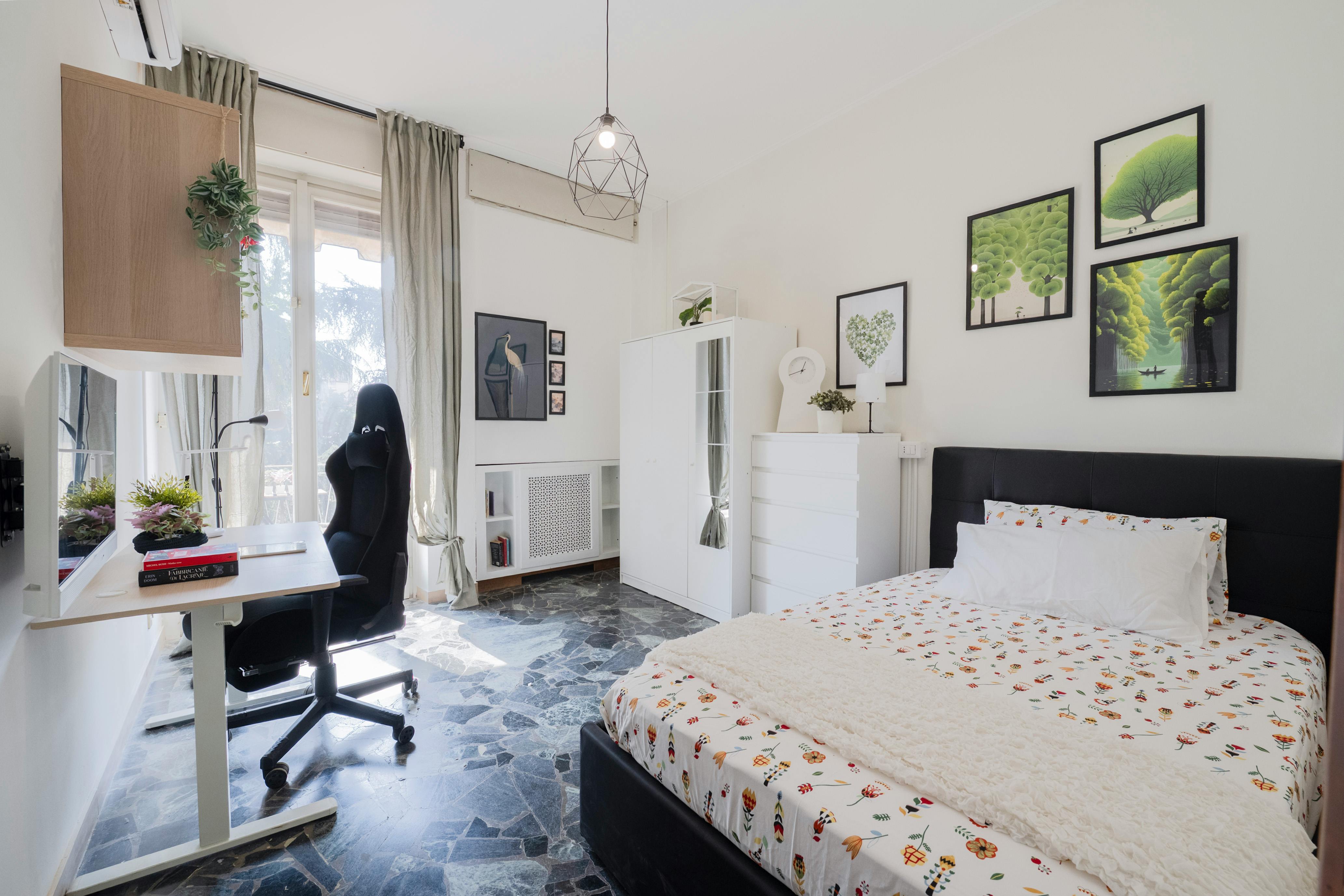 Viale Francesco Restelli, Milan preview