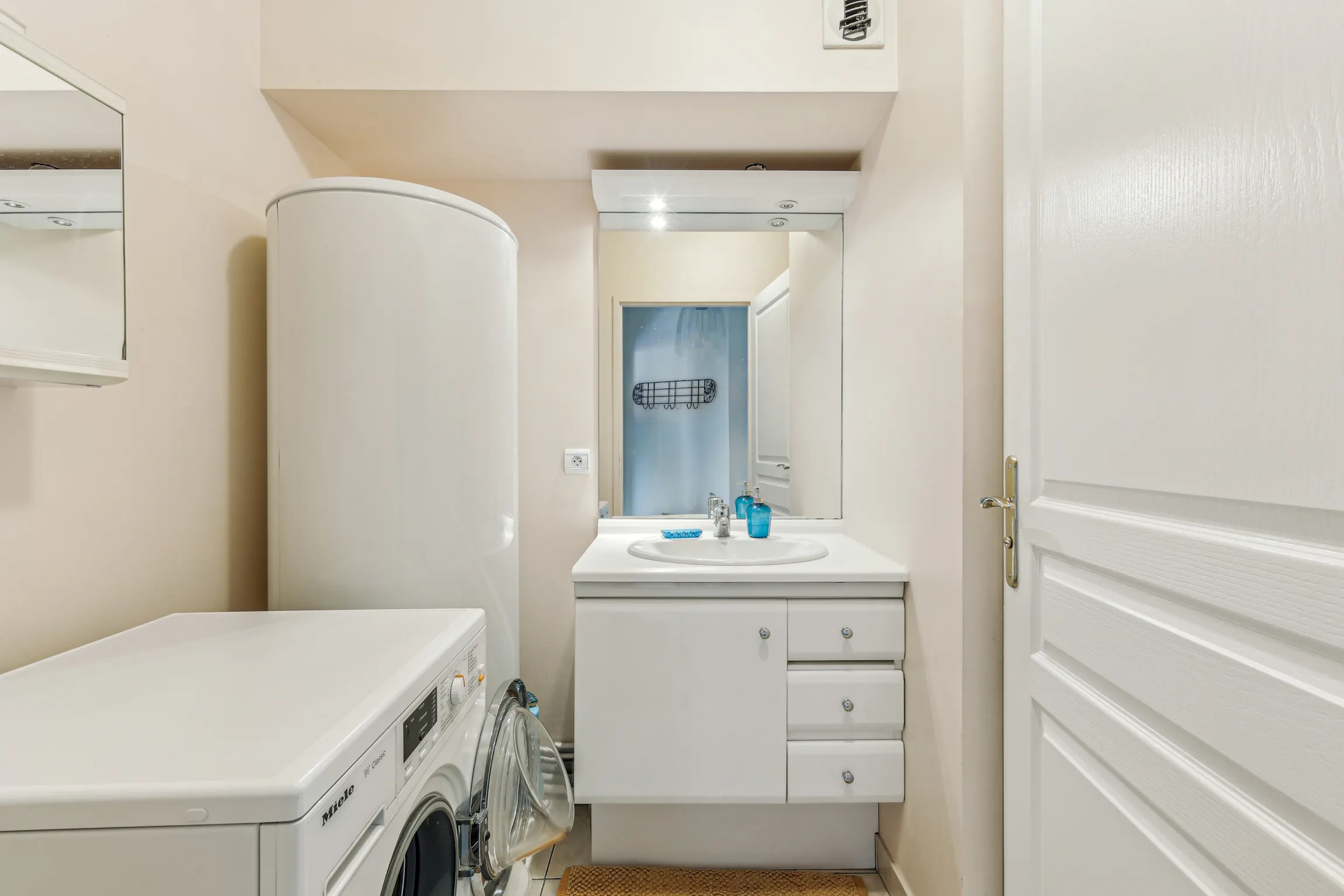 3-Bedroom Apartment in Rue Dombasle, Paris (1642215) ROOM 4