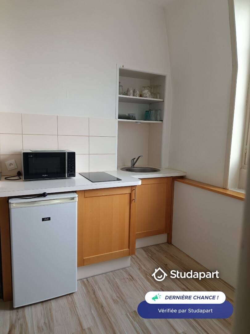 Wohnung zu mieten für 350 € pro Monat in Troyes, Rue Argence
