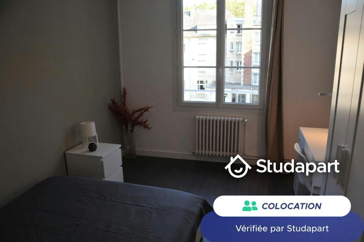 Pièce à Compiègne