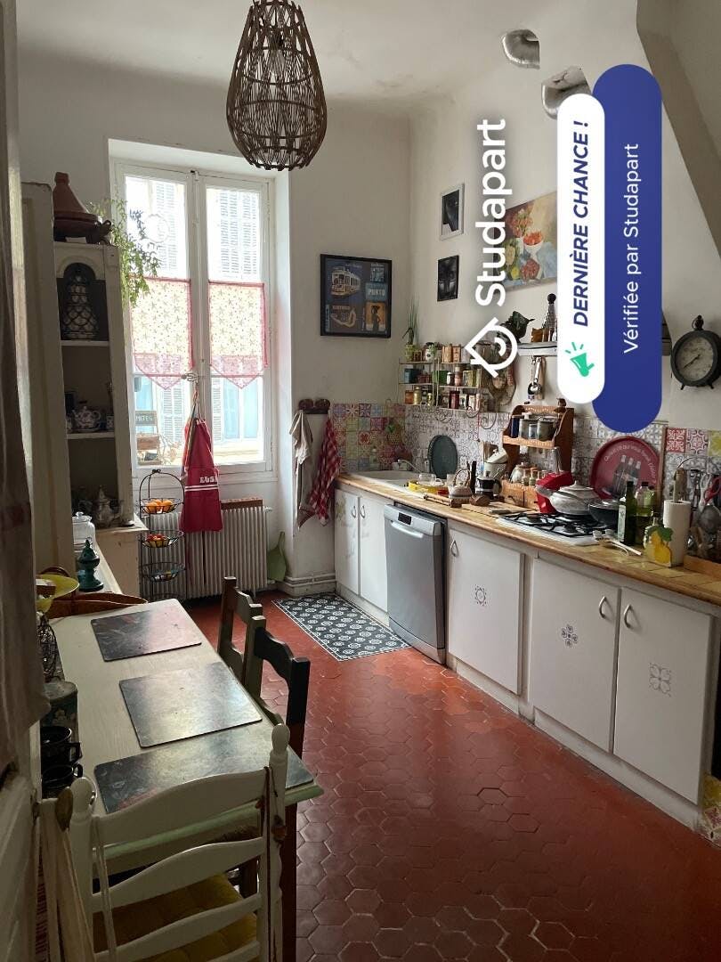 Private room for rent on Rue du Docteur Fiolle, Marseille - Vue 5