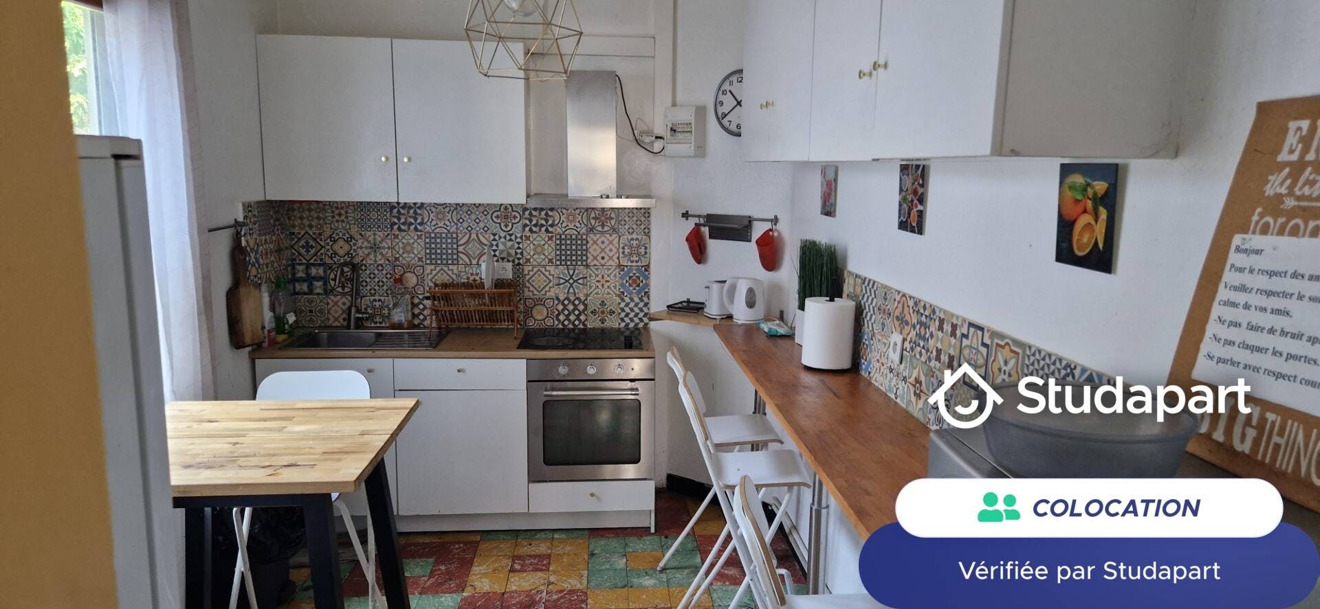 WG-Zimmer zu mieten für 390 € pro Monat in Valenciennes, Avenue Dampierre
