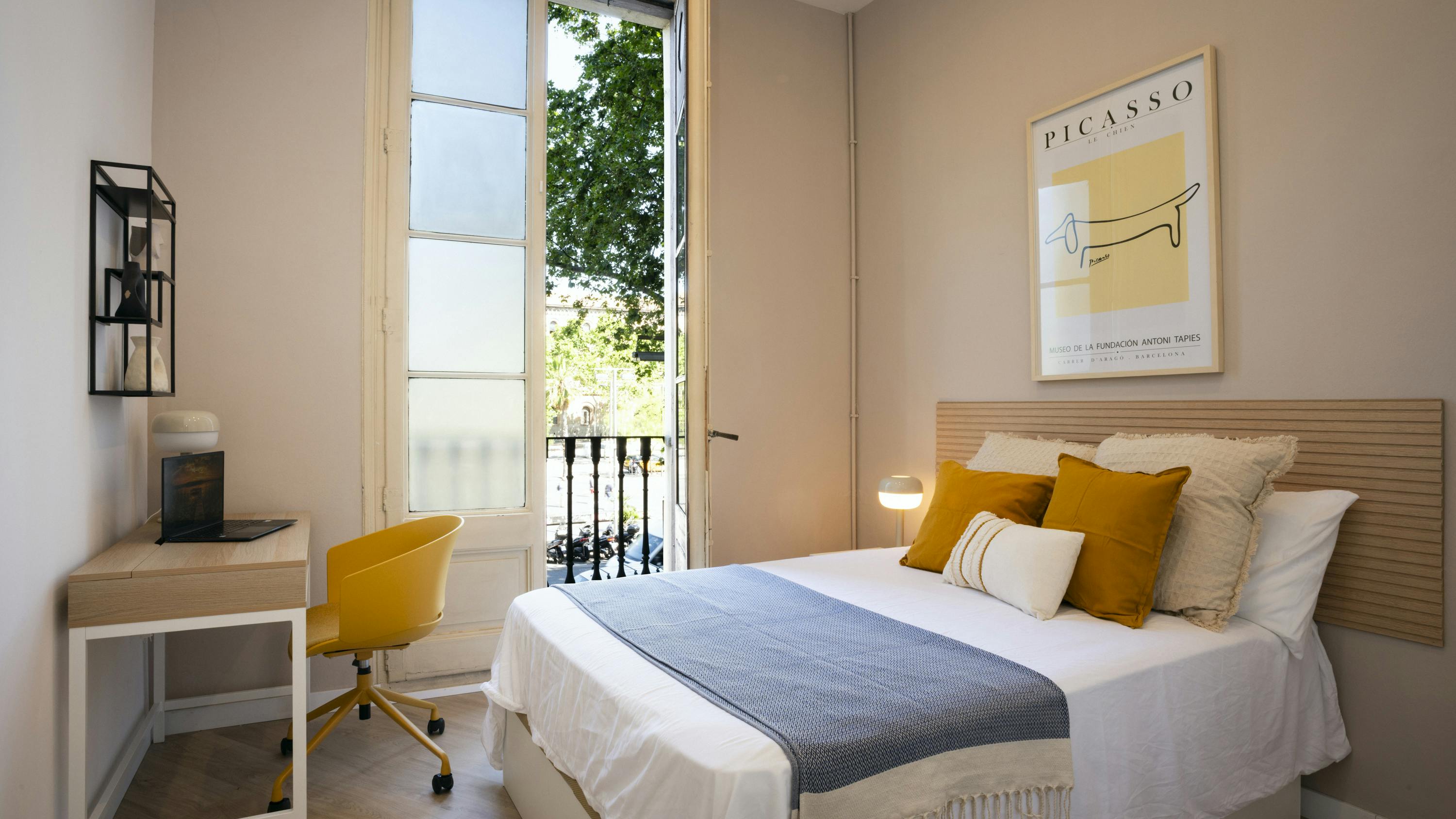 Plaça de la Universitat, Barcelona Barcelona