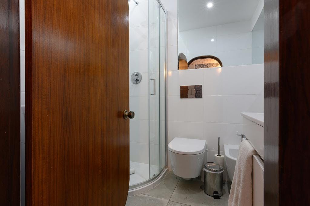 Single room Lisbon, 1 bed, 20m² — photo 1