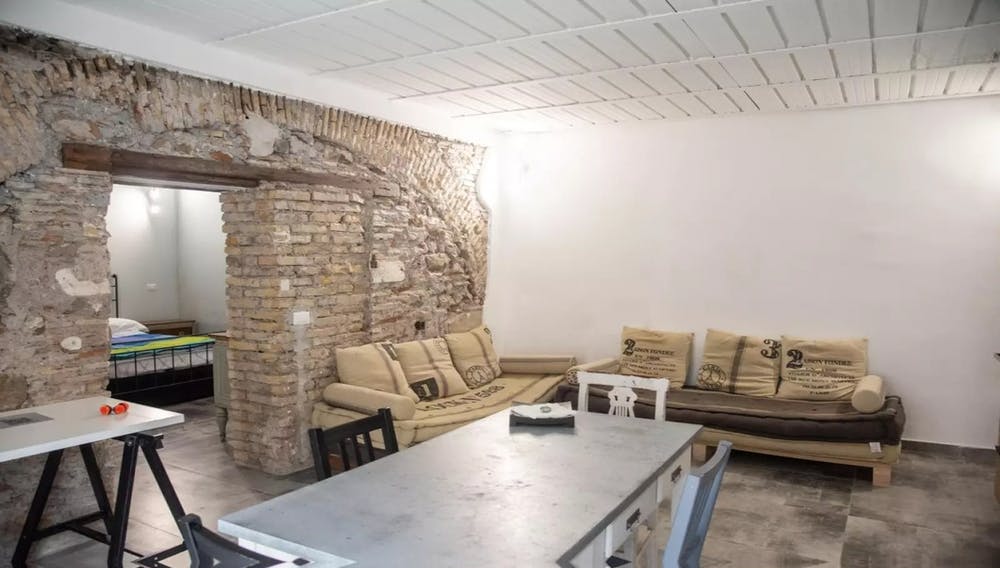 Apartamento para alugar por € 1.200 por mês em Rome, Via della Marrana