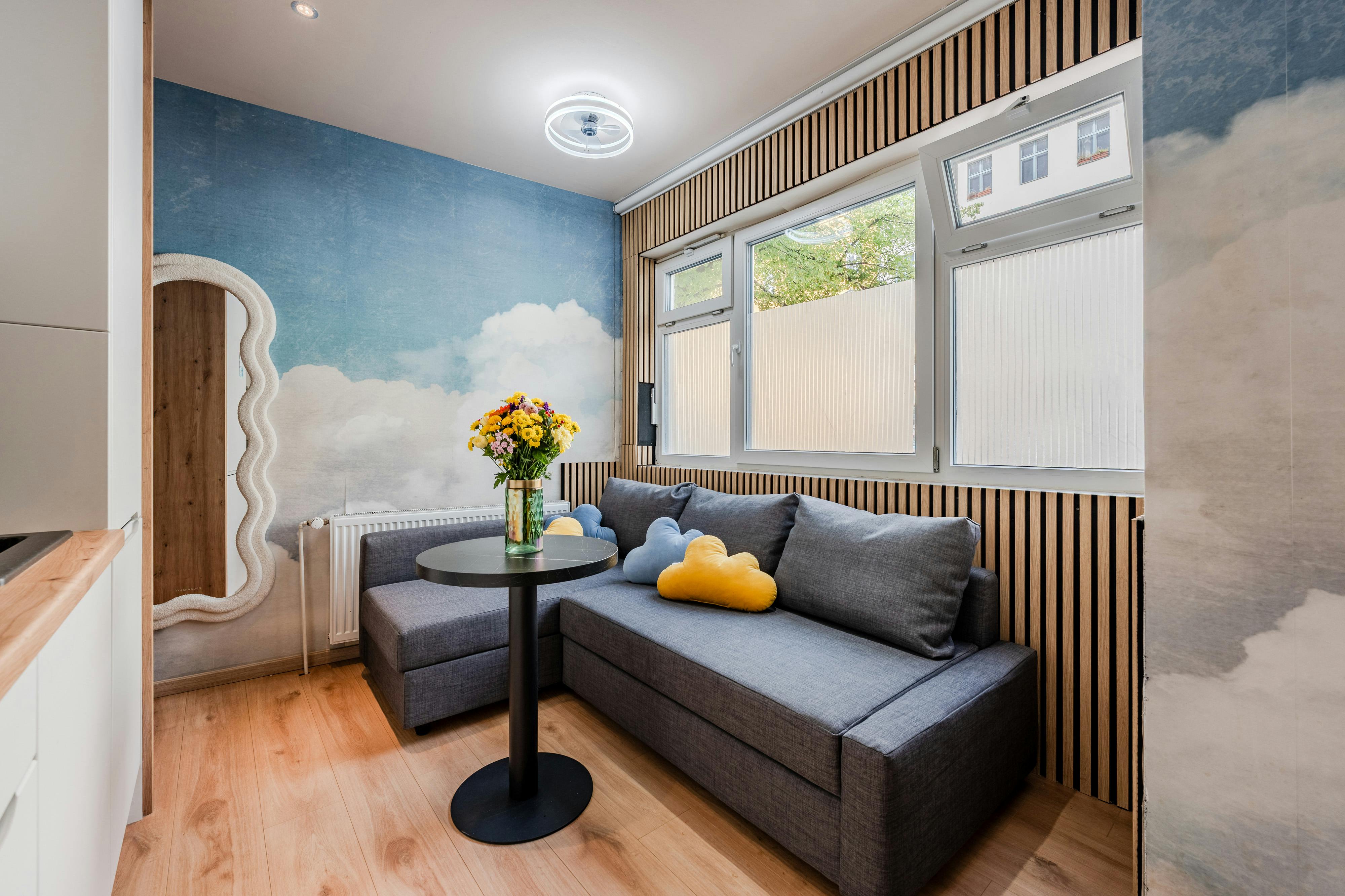 Studio for rent for €1,450 per month in Berlin, Stettiner Straße