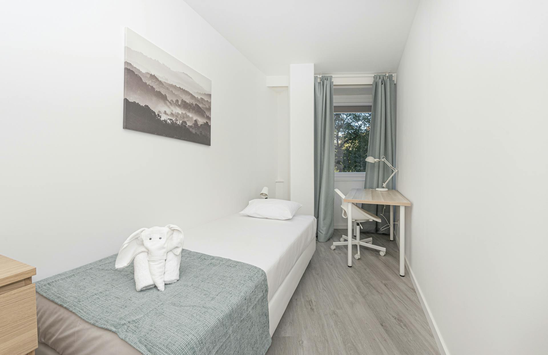 Privé kamer te huur voor € 499 per maand in Lisbon, Avenida Elias Garcia