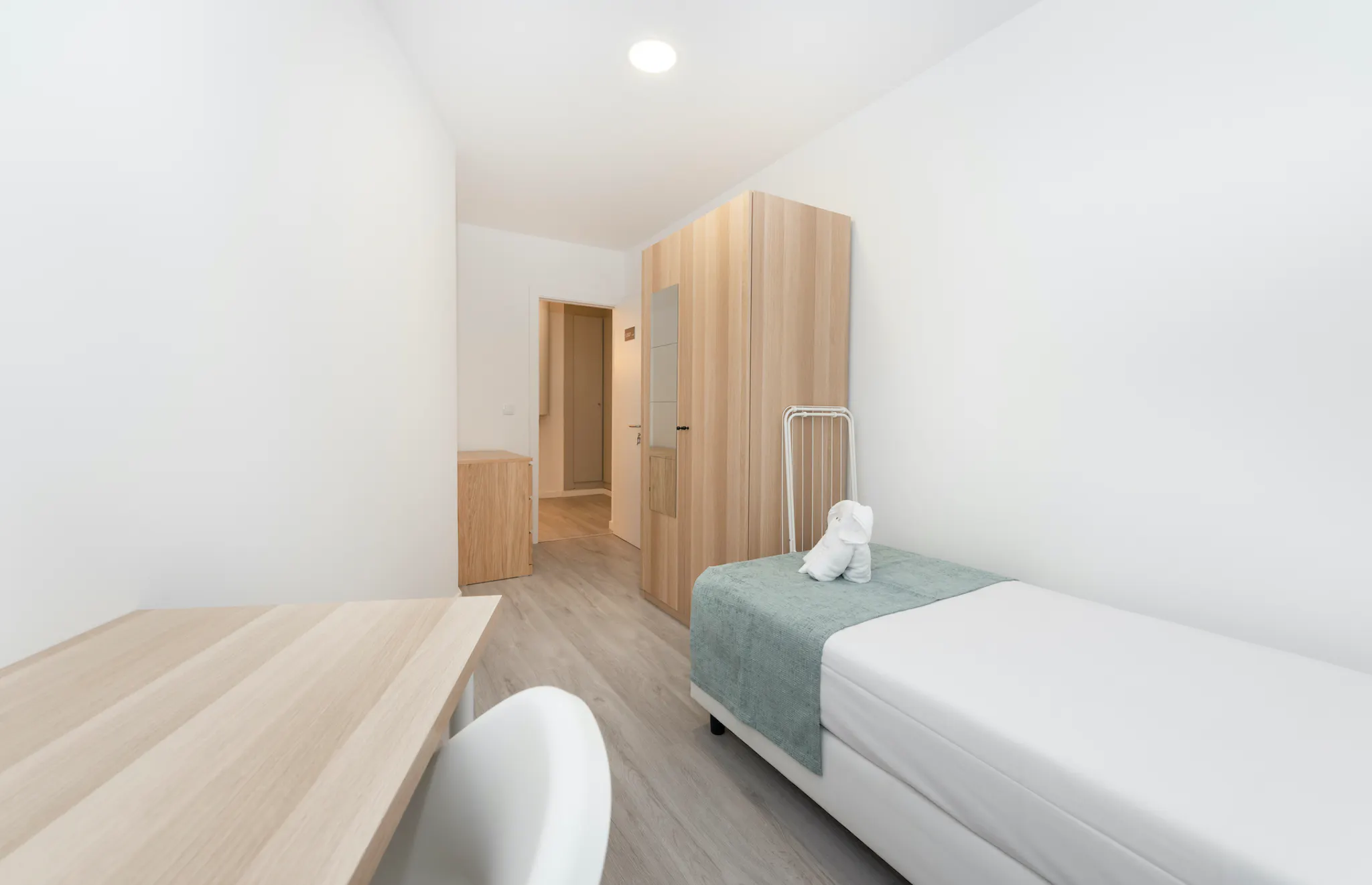 Avenida Elias Garcia, Lisbon preview