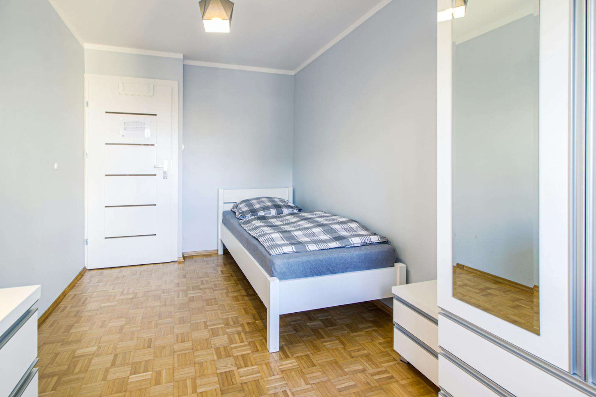 aleja „Solidarności”, Warsaw preview