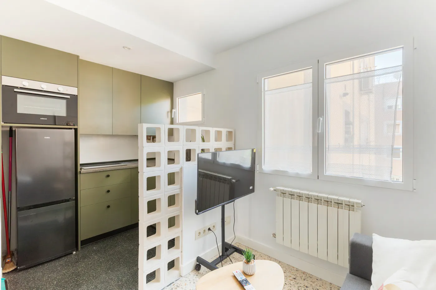 2-Bedroom Apartment in Calle de Gómez de Avellaneda, Madrid (1642782) ROOM 3