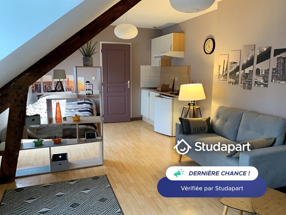 Apartament de închiriat pentru 575 EUR pe lună în Nantes, Boulevard Ernest Dalby