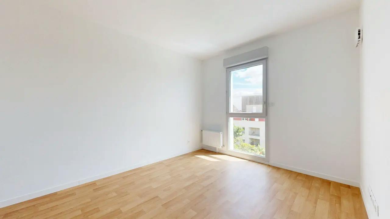 Студия сдается в аренду за 432 € в месяц в Dijon, Avenue du Drapeau