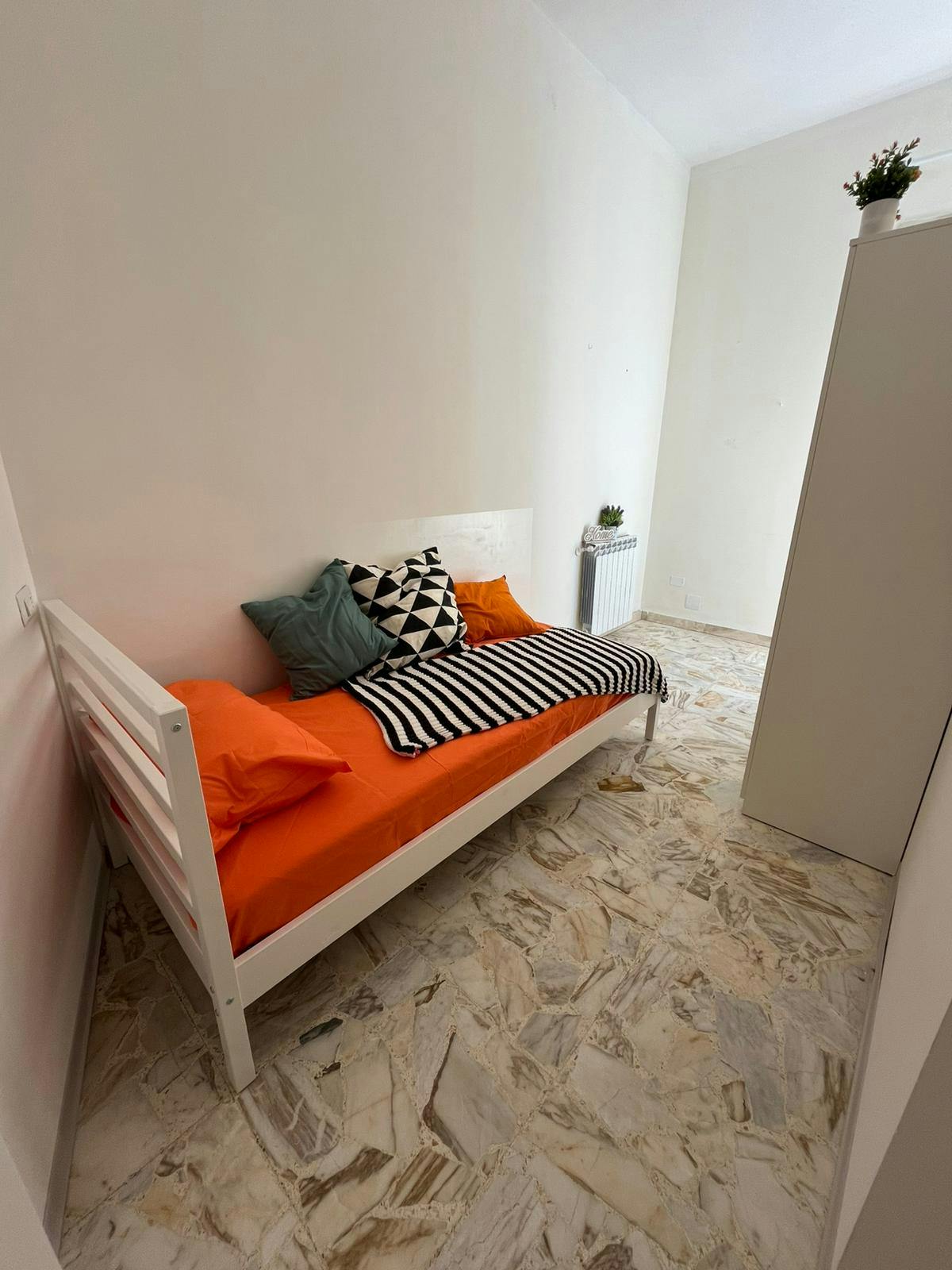 Privé kamer te huur voor € 495 per maand in Cagliari, Via Grazia Deledda