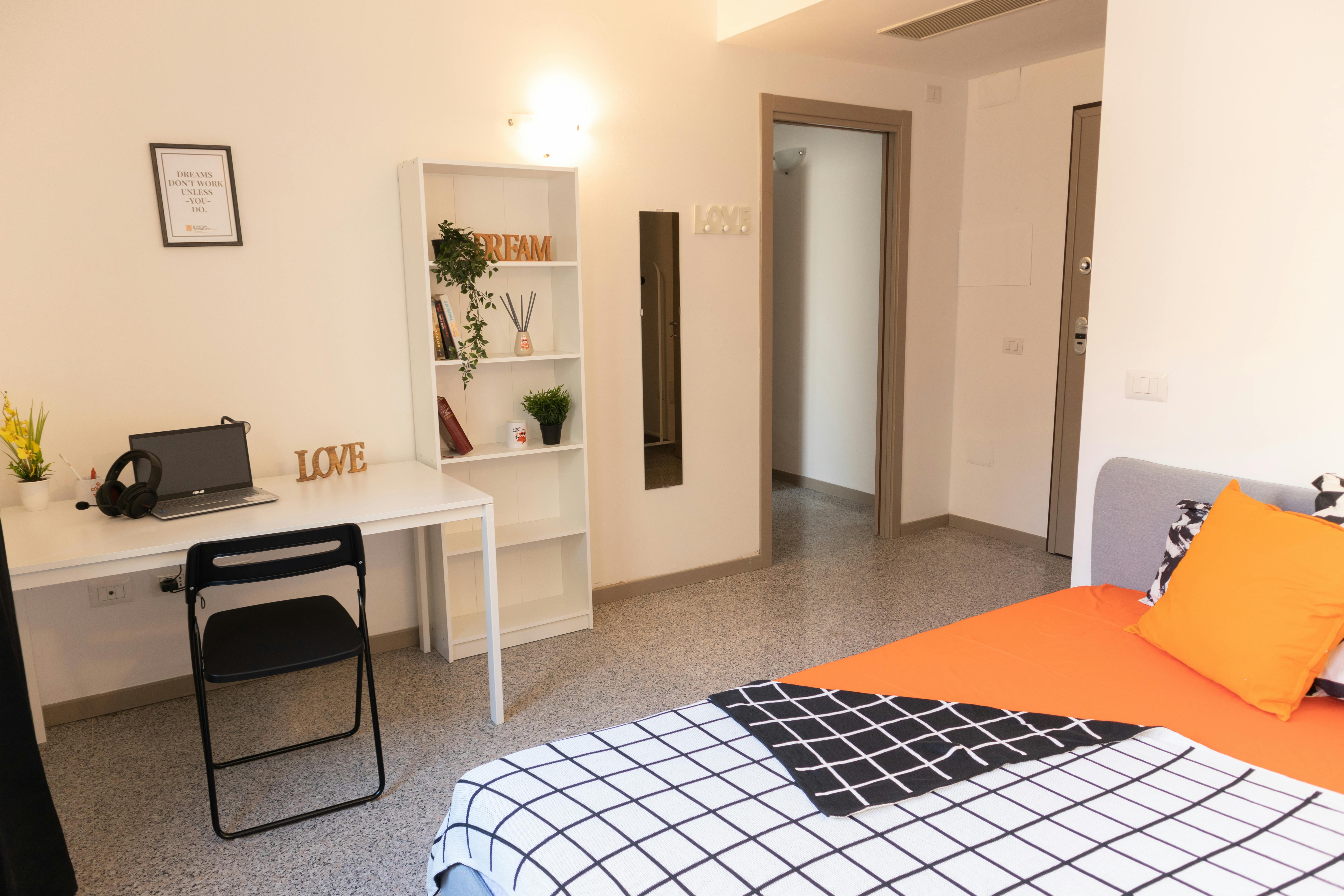 Single room Cagliari, 1 bed, 14m² — photo 4