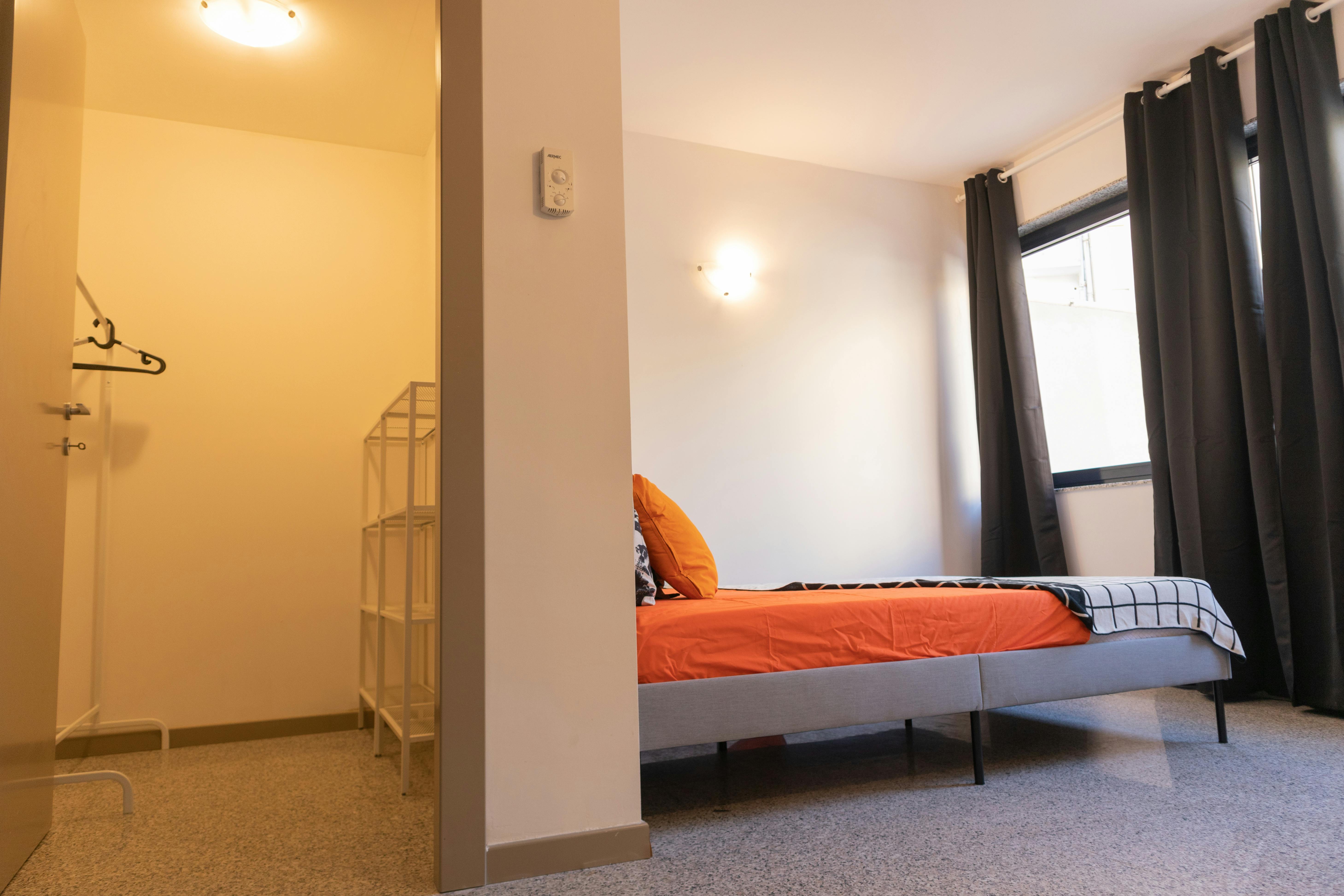 Single room Cagliari, 1 bed, 14m² — photo 5