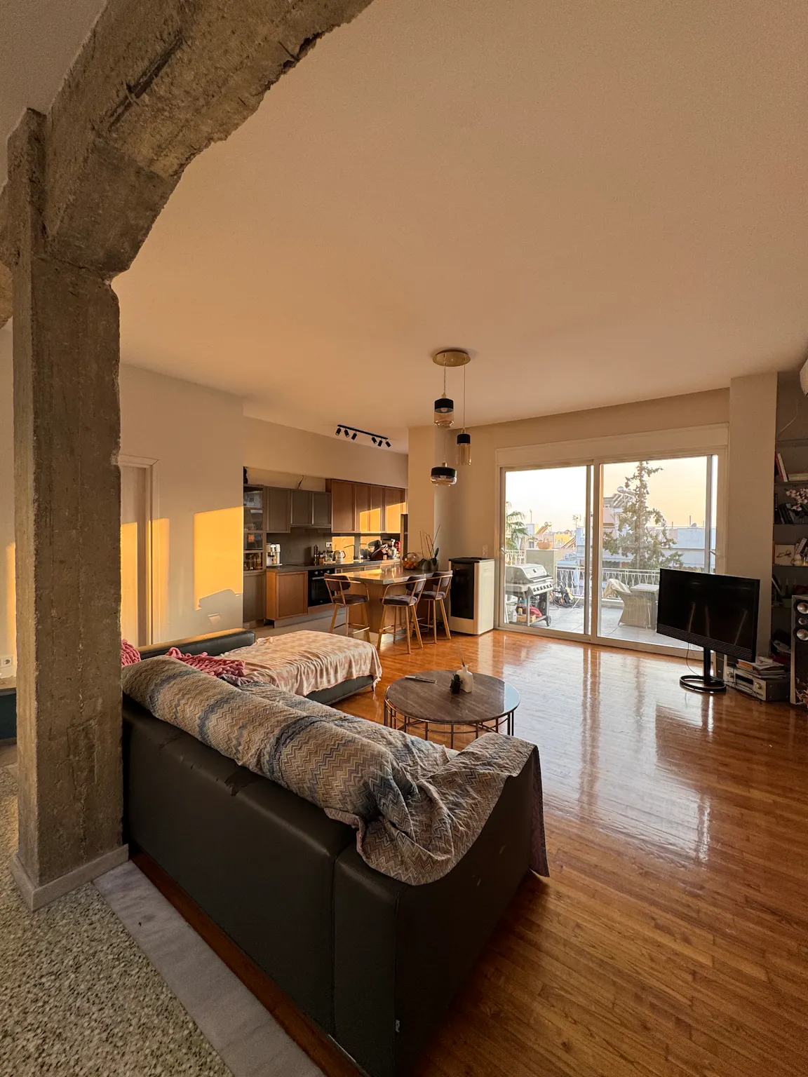 Leoforos Vasileos Georgiou B, Pireas preview