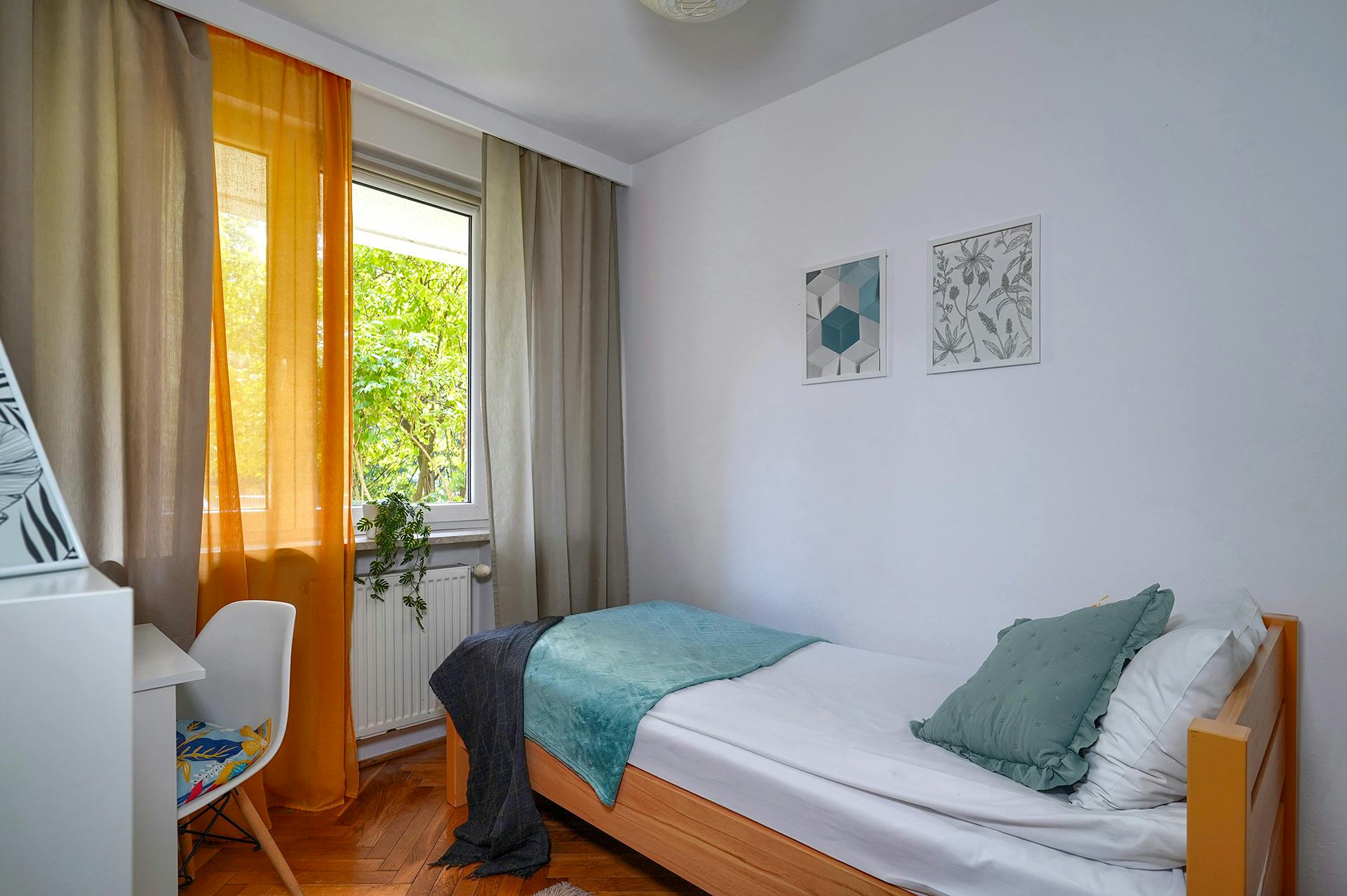 Private room for rent for PLN 2,300 per month in Warsaw, Grójecka