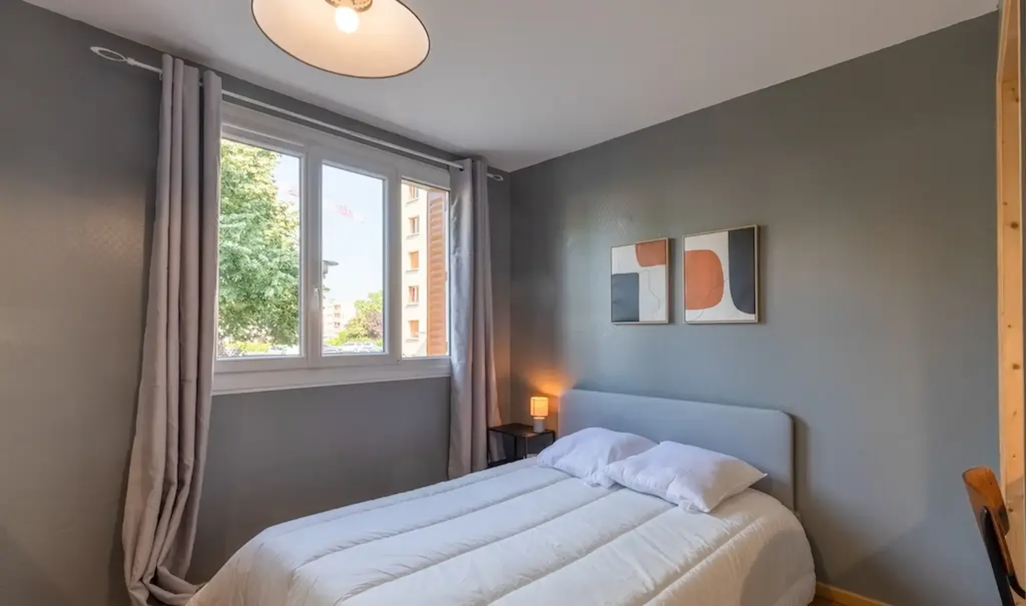 Avenue Viviani, Vénissieux preview