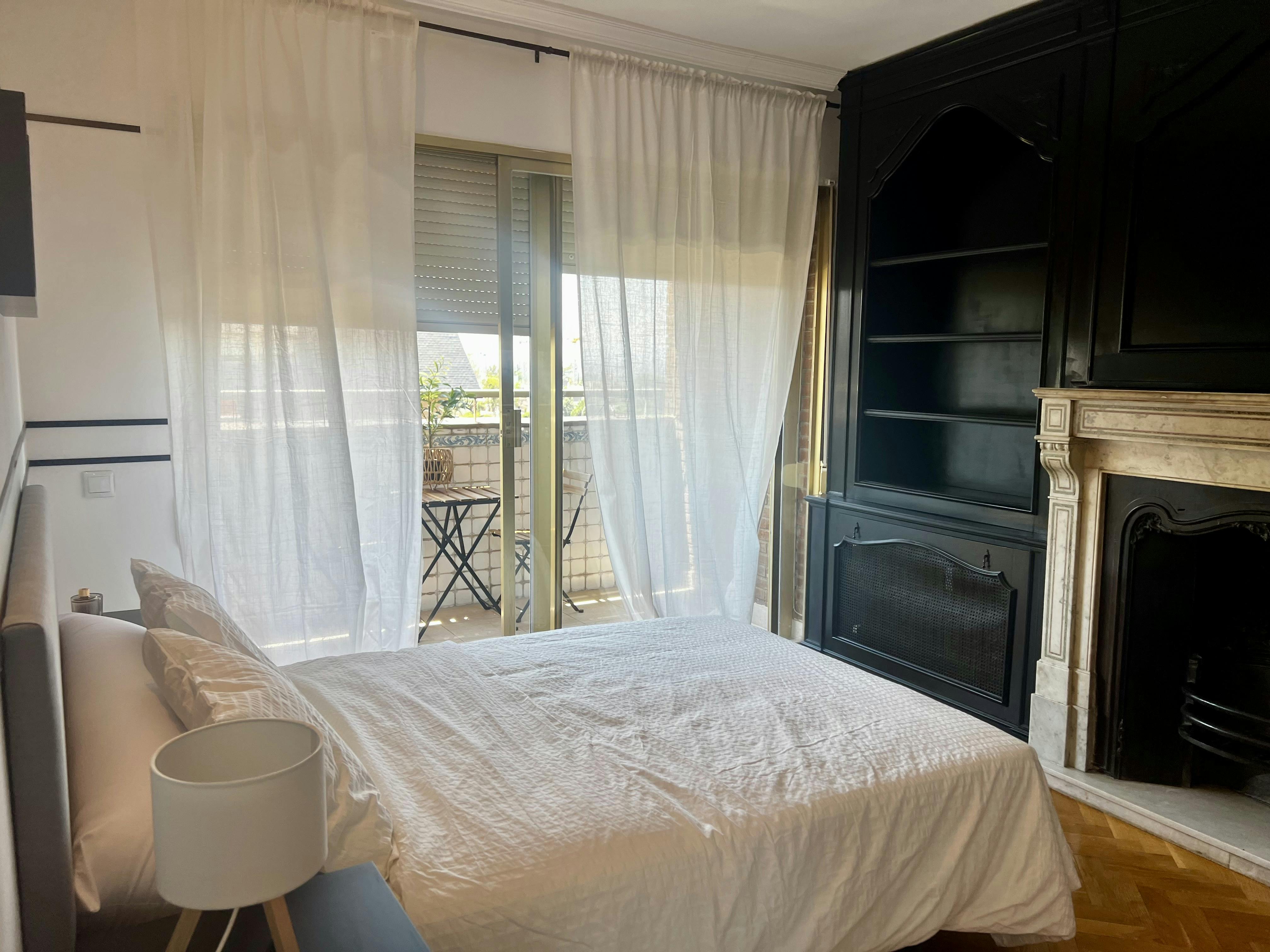 Calle de Alfredo Marqueríe, Madrid preview