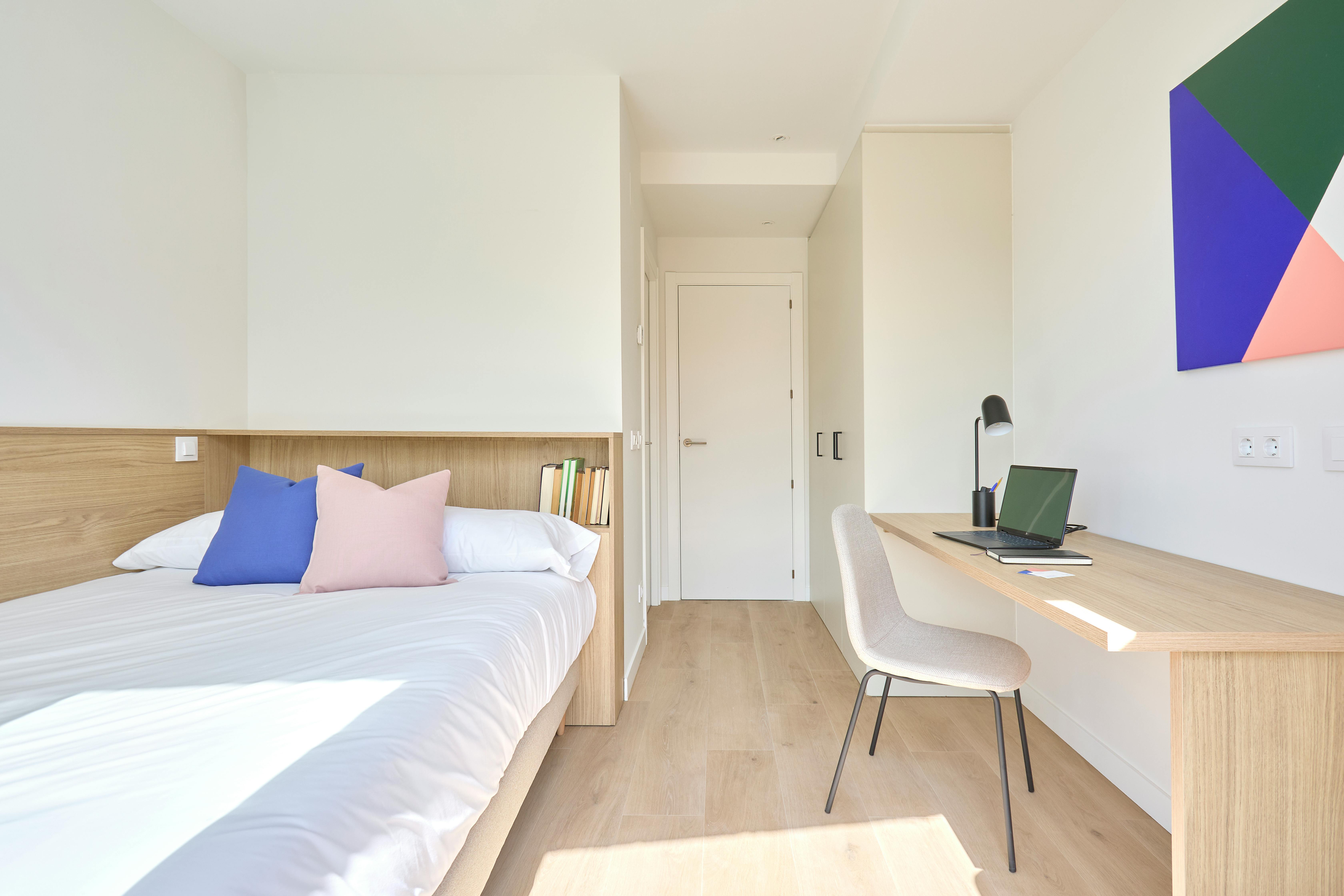 Single room Madrid, 1 bed, 10m² — photo 2