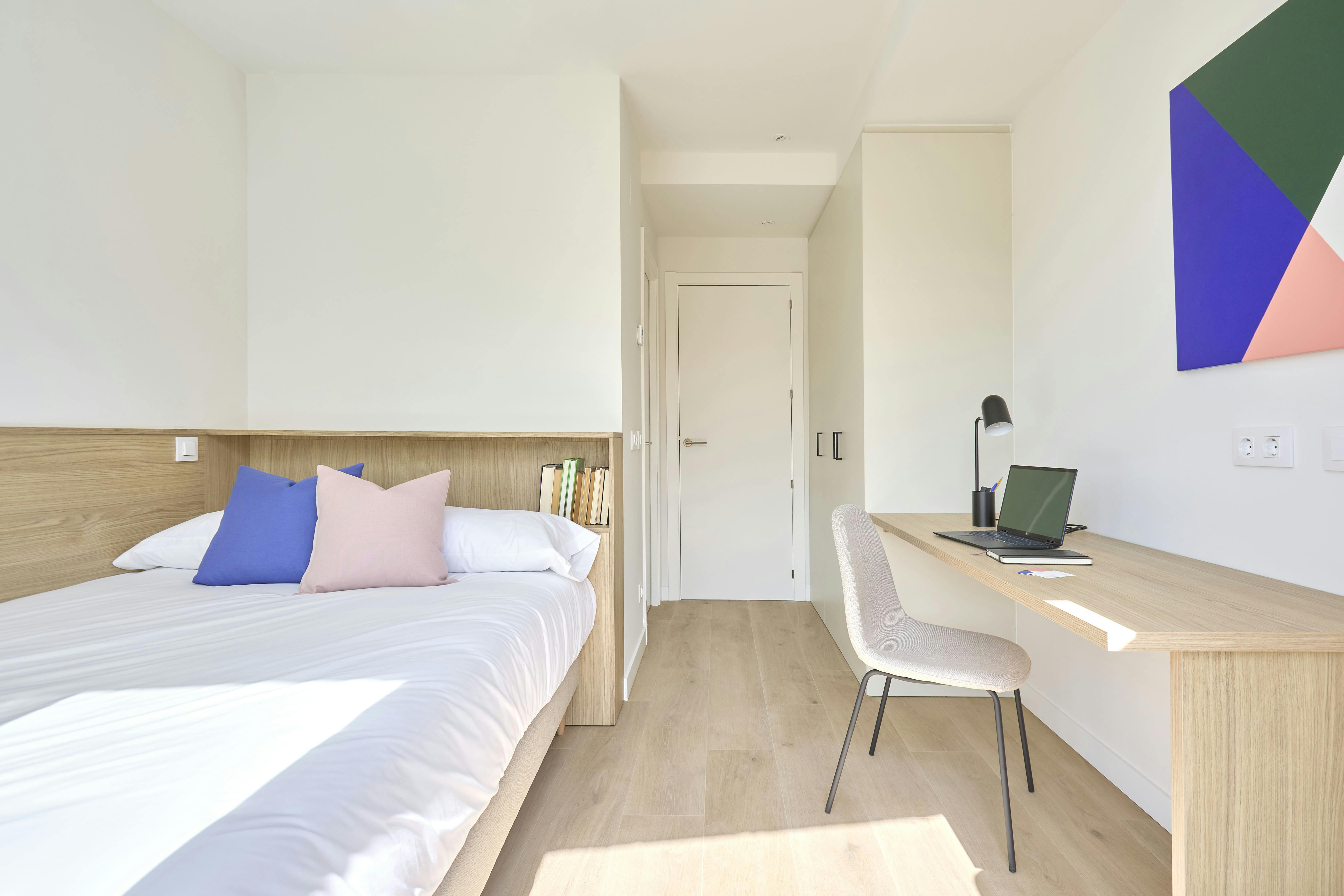 Single room Madrid, 1 bed, 10m² — photo 2