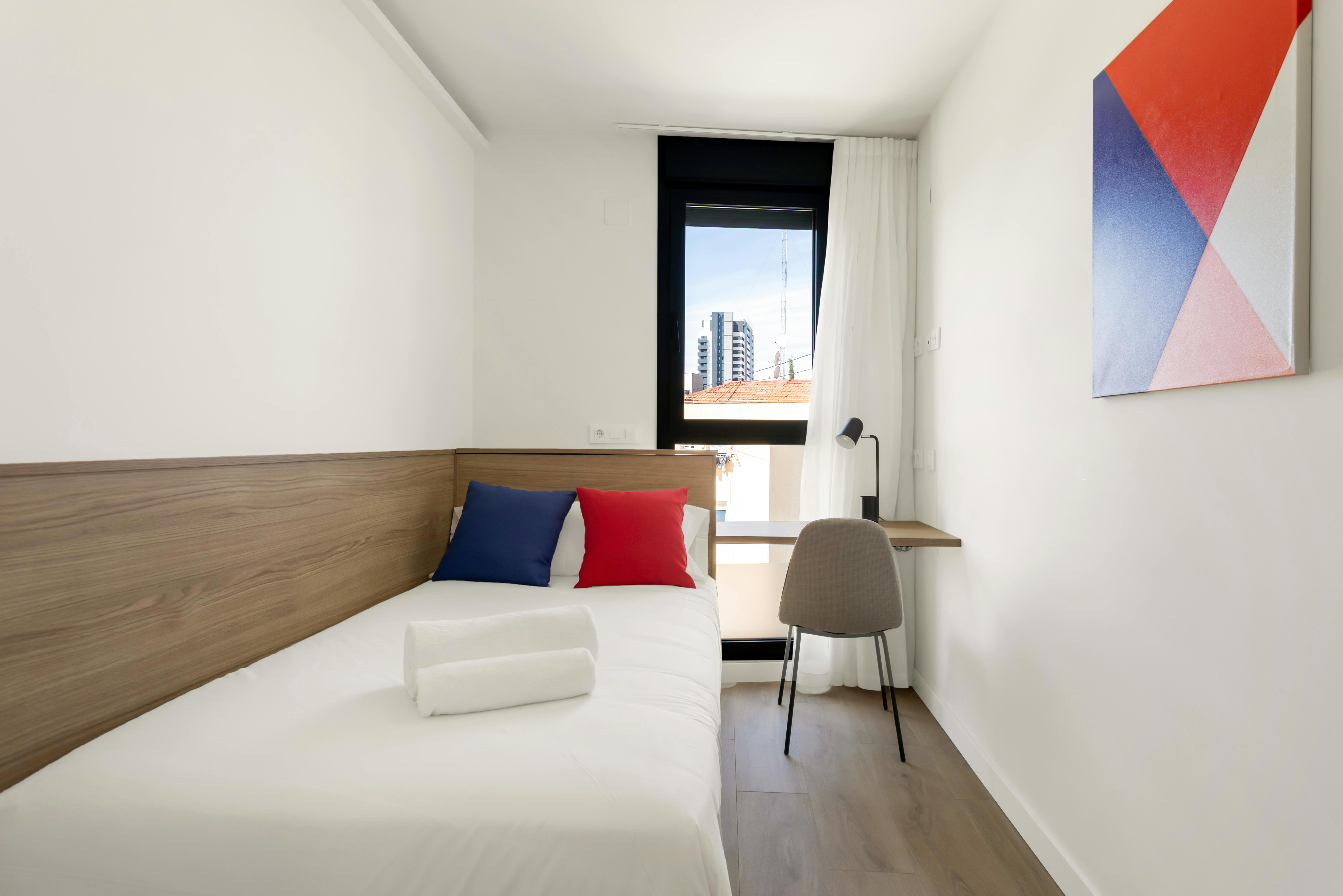 Single room Madrid, 1 bed, 10m² — photo 26