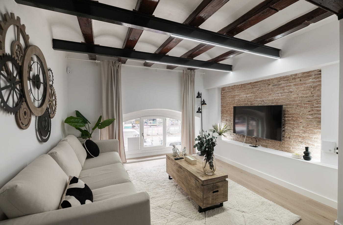 Ronda de Sant Antoni, Barcelona preview