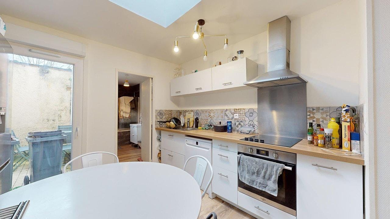 Pokój prywatny do wynajęcia za 350 € miesięcznie w mieście Roubaix, Rue Beaucourt